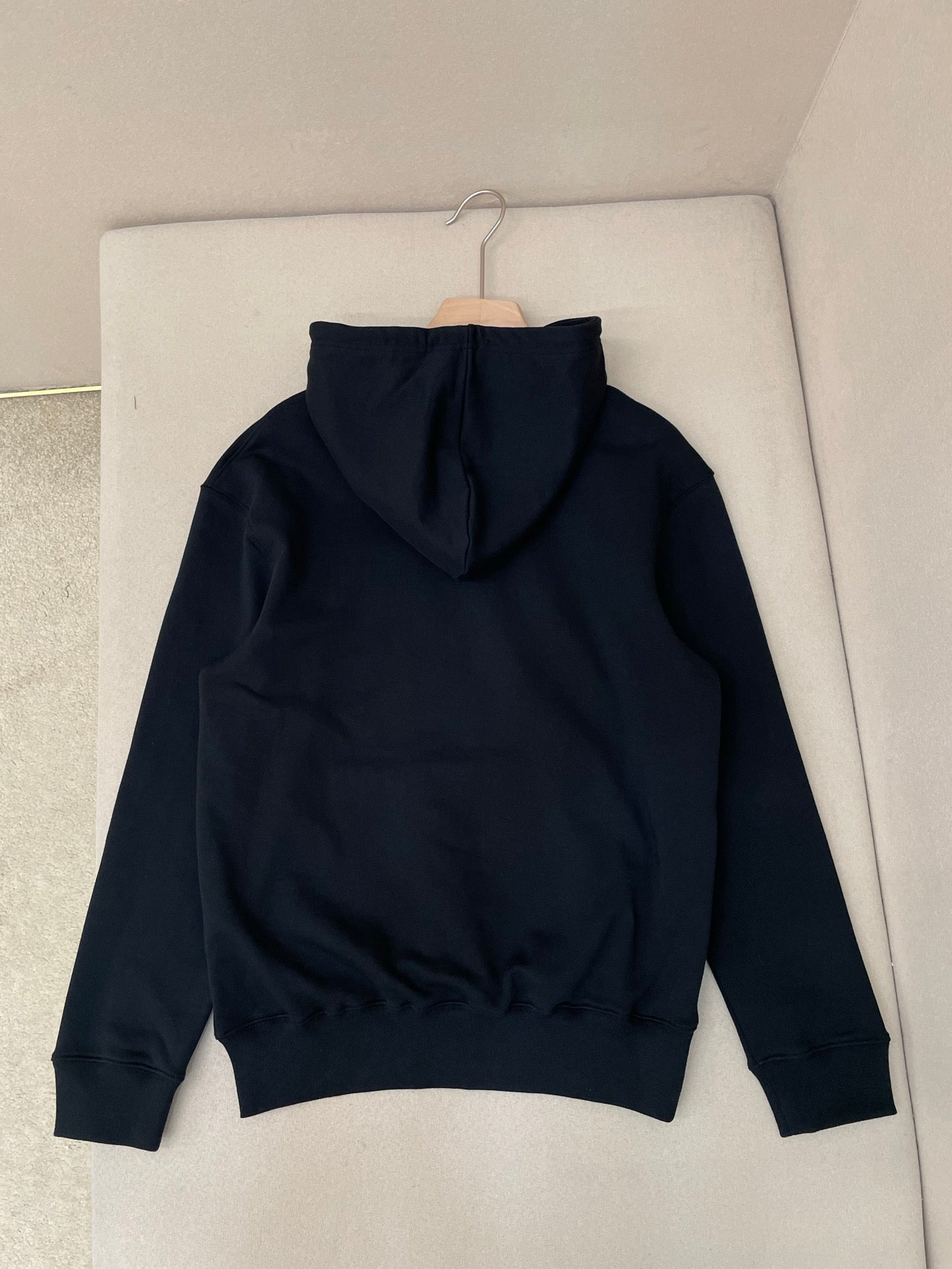 Black Hoodie - FashionHype.xyz