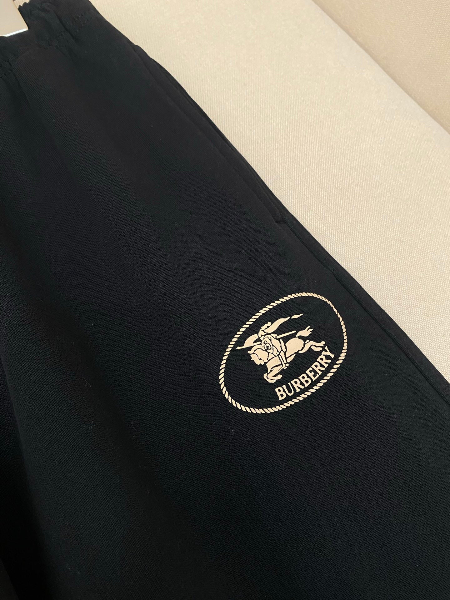 Black Pant - FashionHype.xyz
