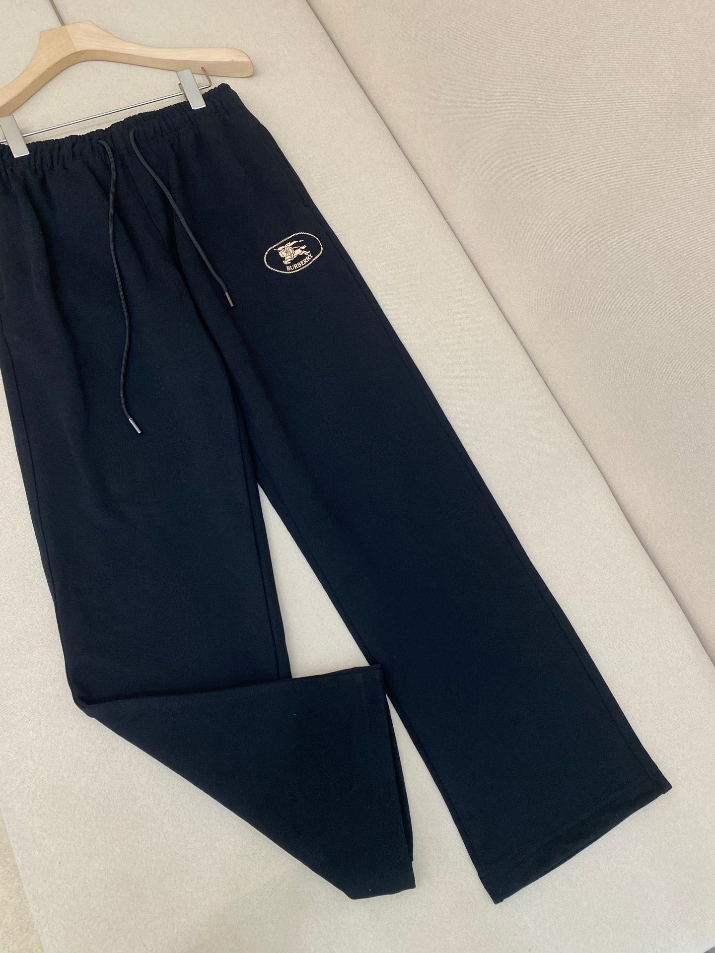 Black Pant - FashionHype.xyz