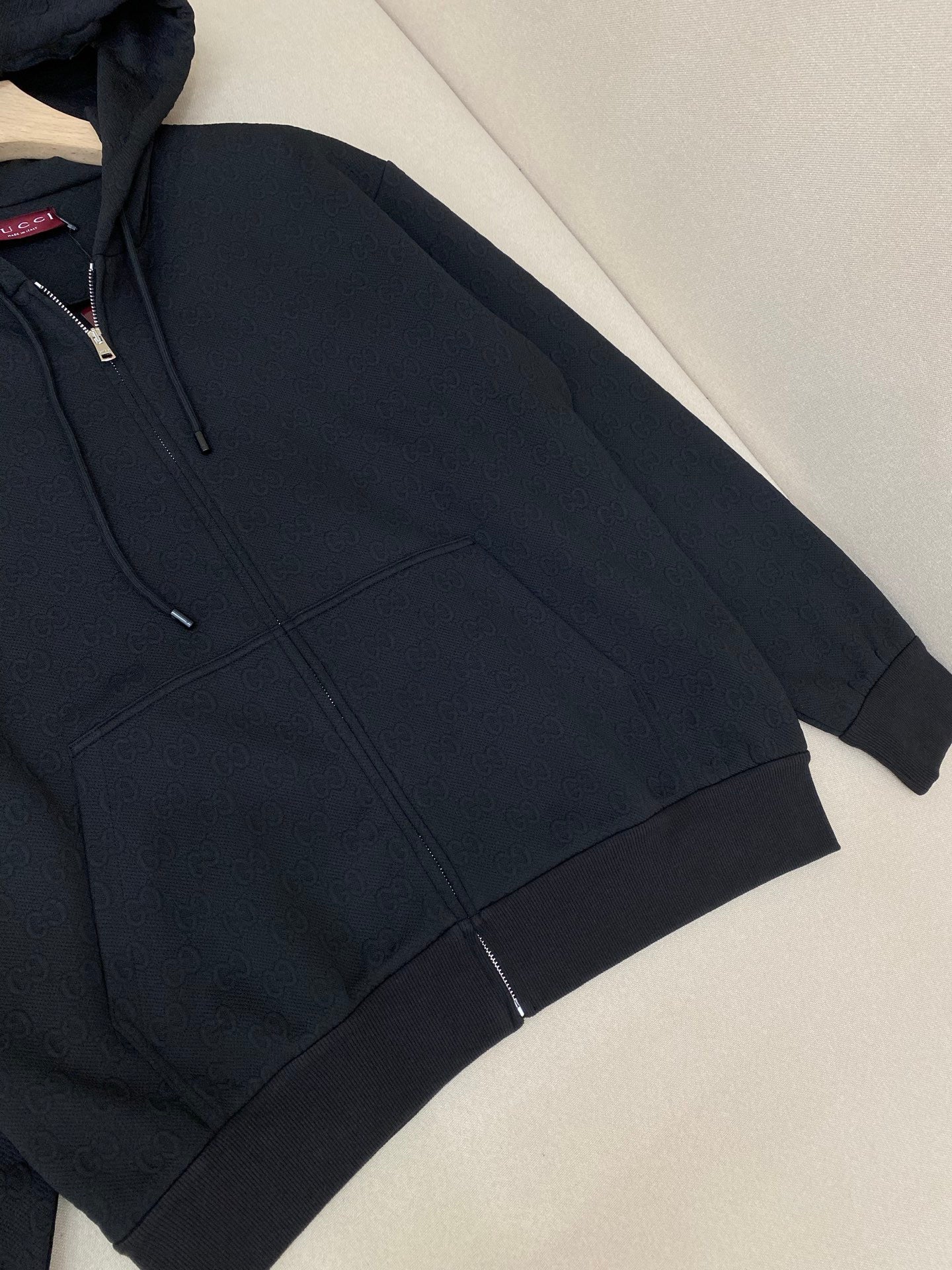 Black Hoodie - FashionHype.xyz