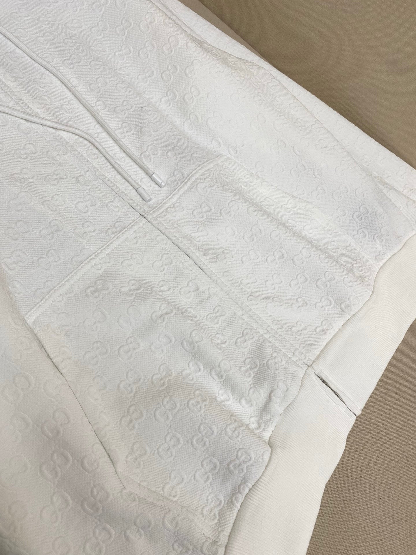 White Hoodie - FashionHype.xyz