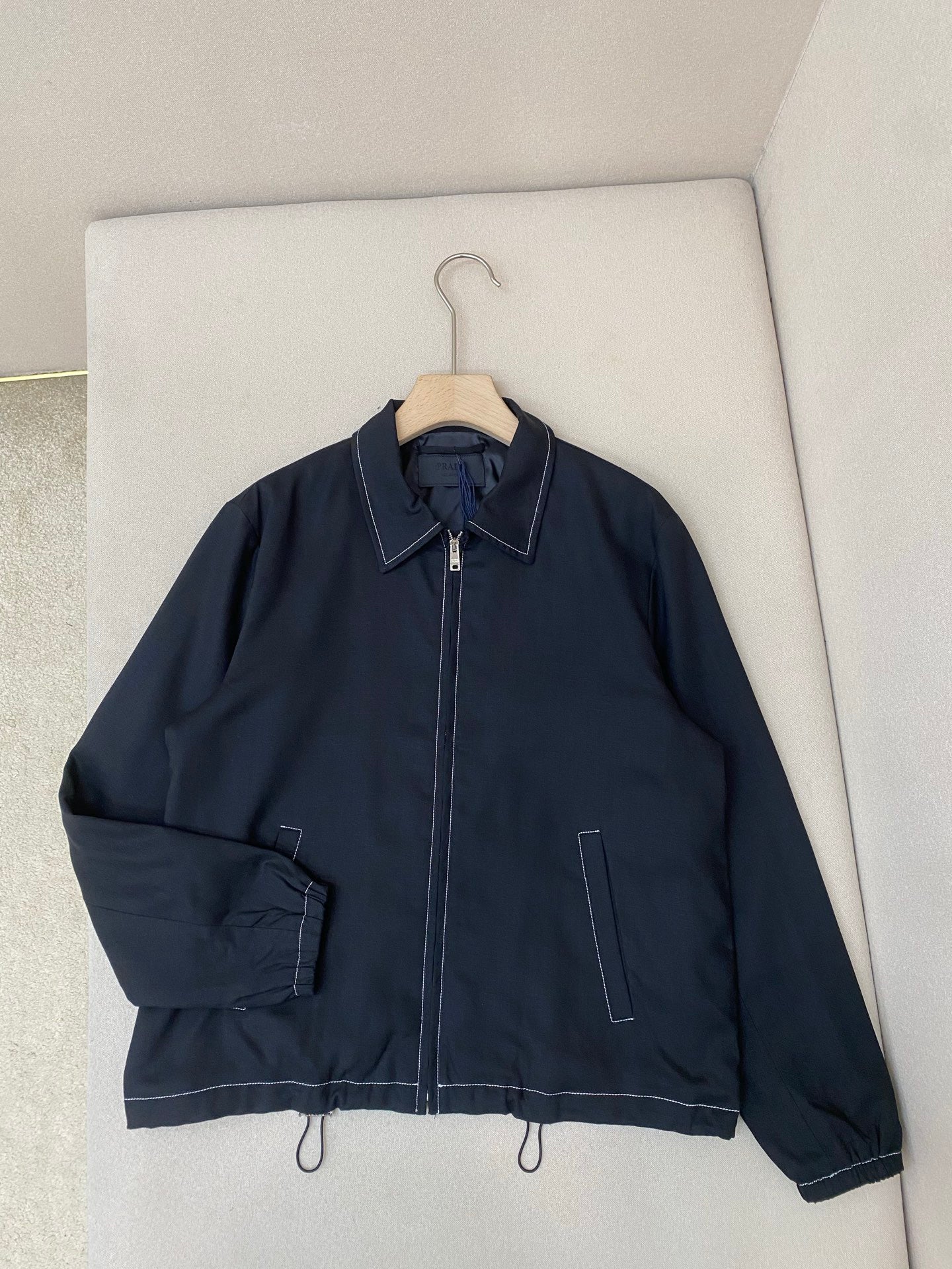 Black Jacket - FashionHype.xyz