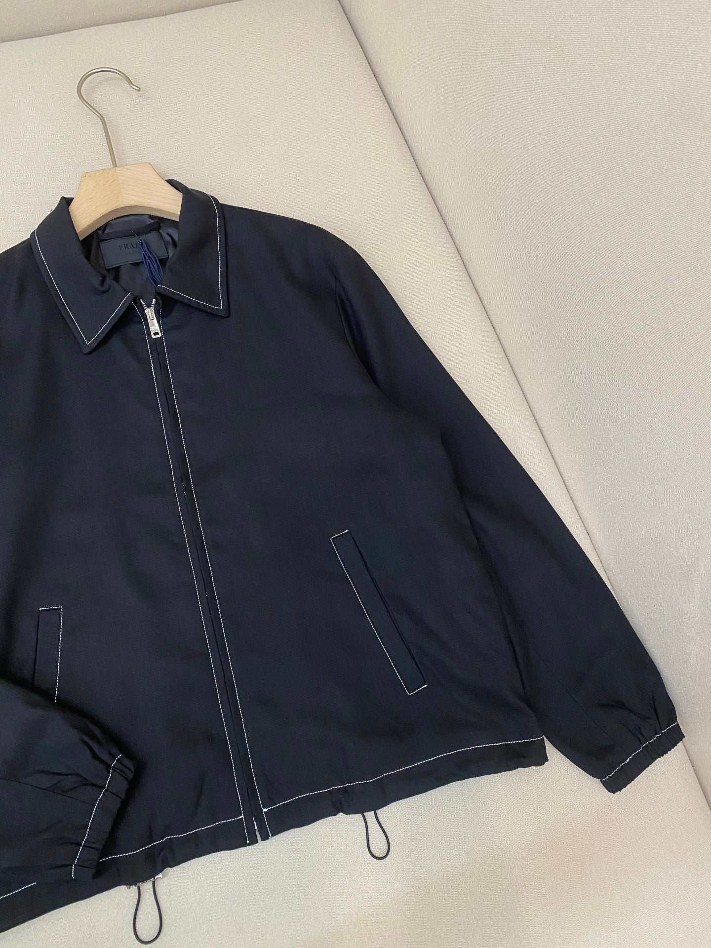 Black Jacket - FashionHype.xyz