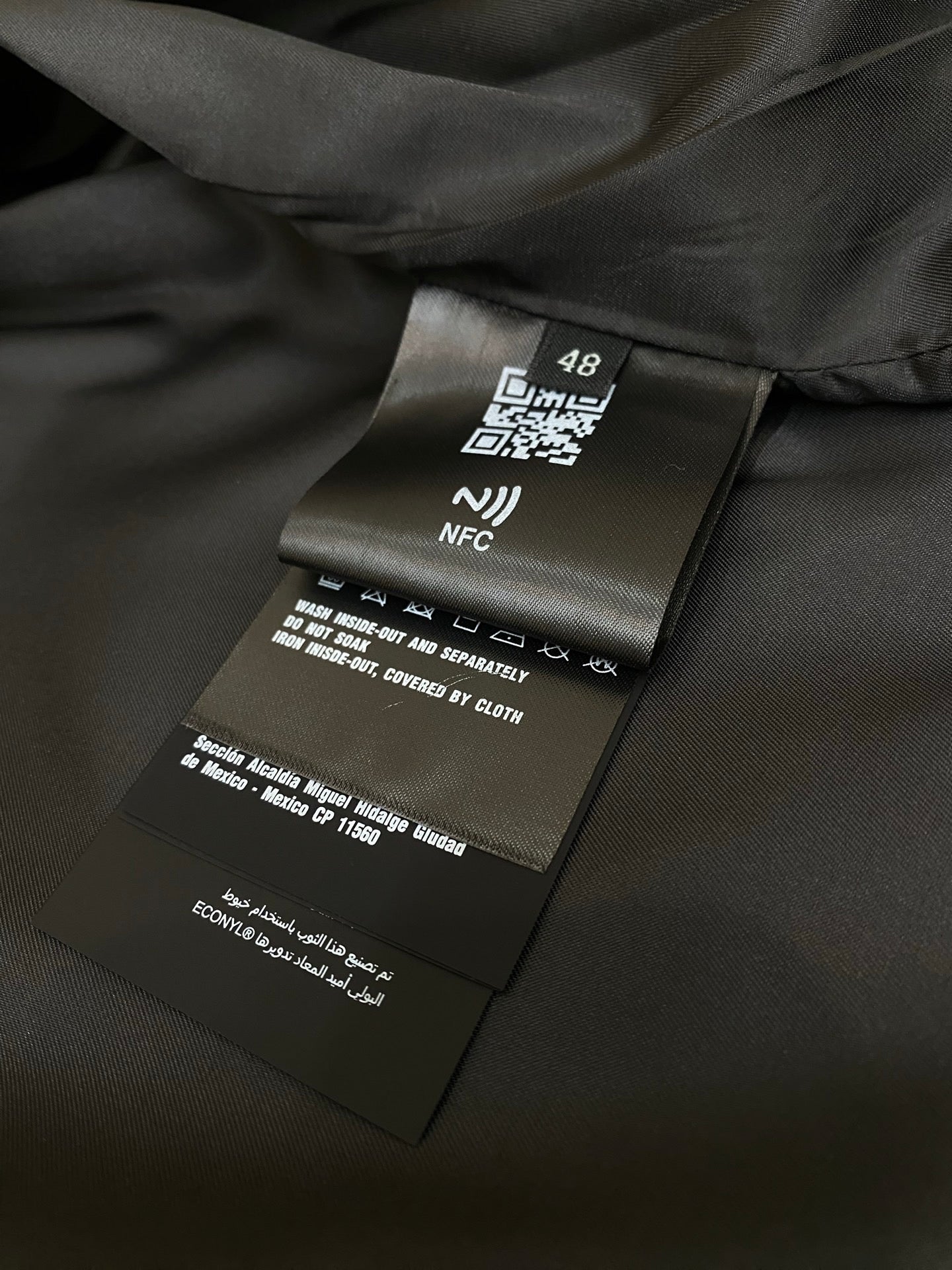 Black Jacket - FashionHype.xyz