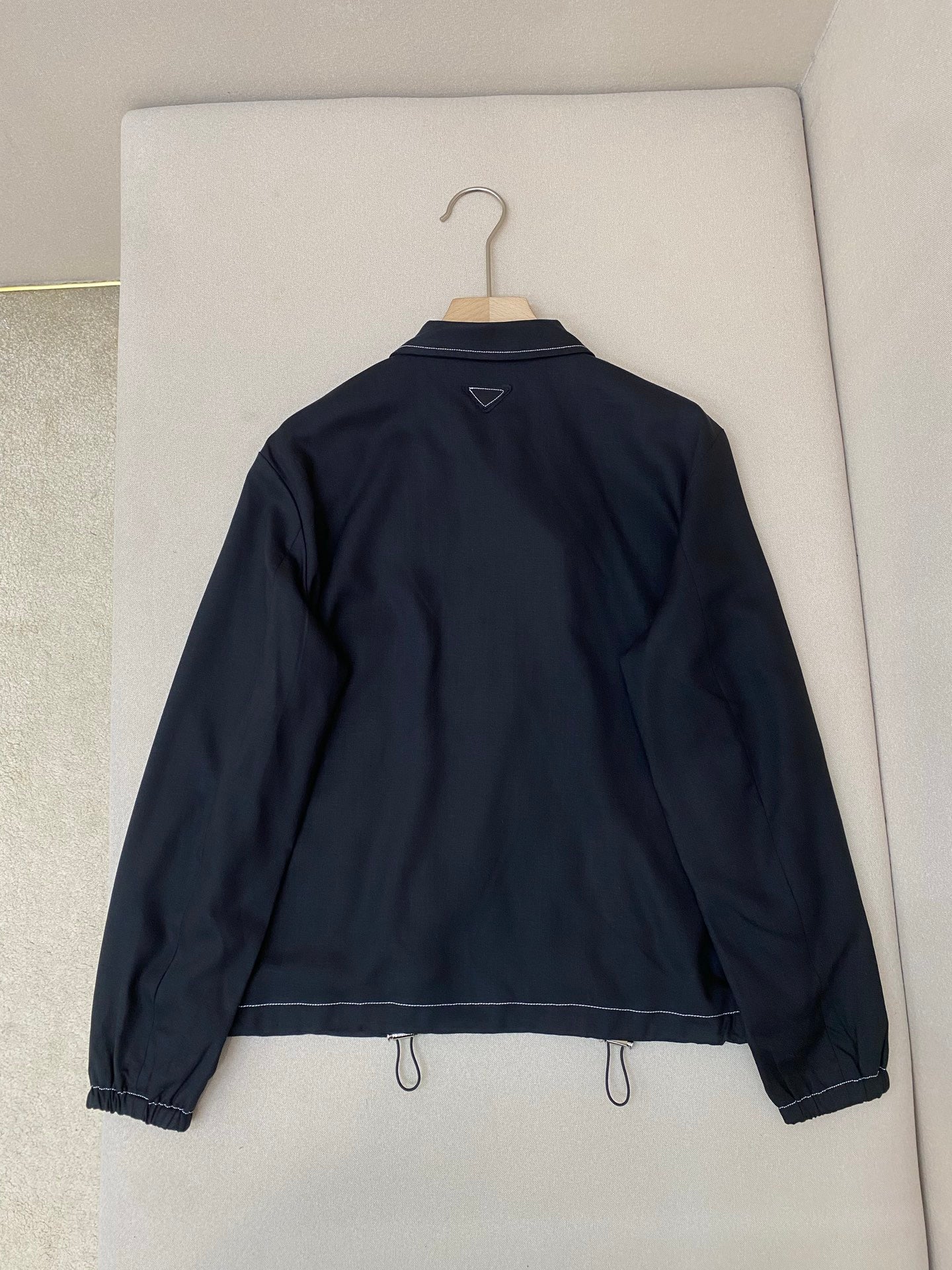 Black Jacket - FashionHype.xyz