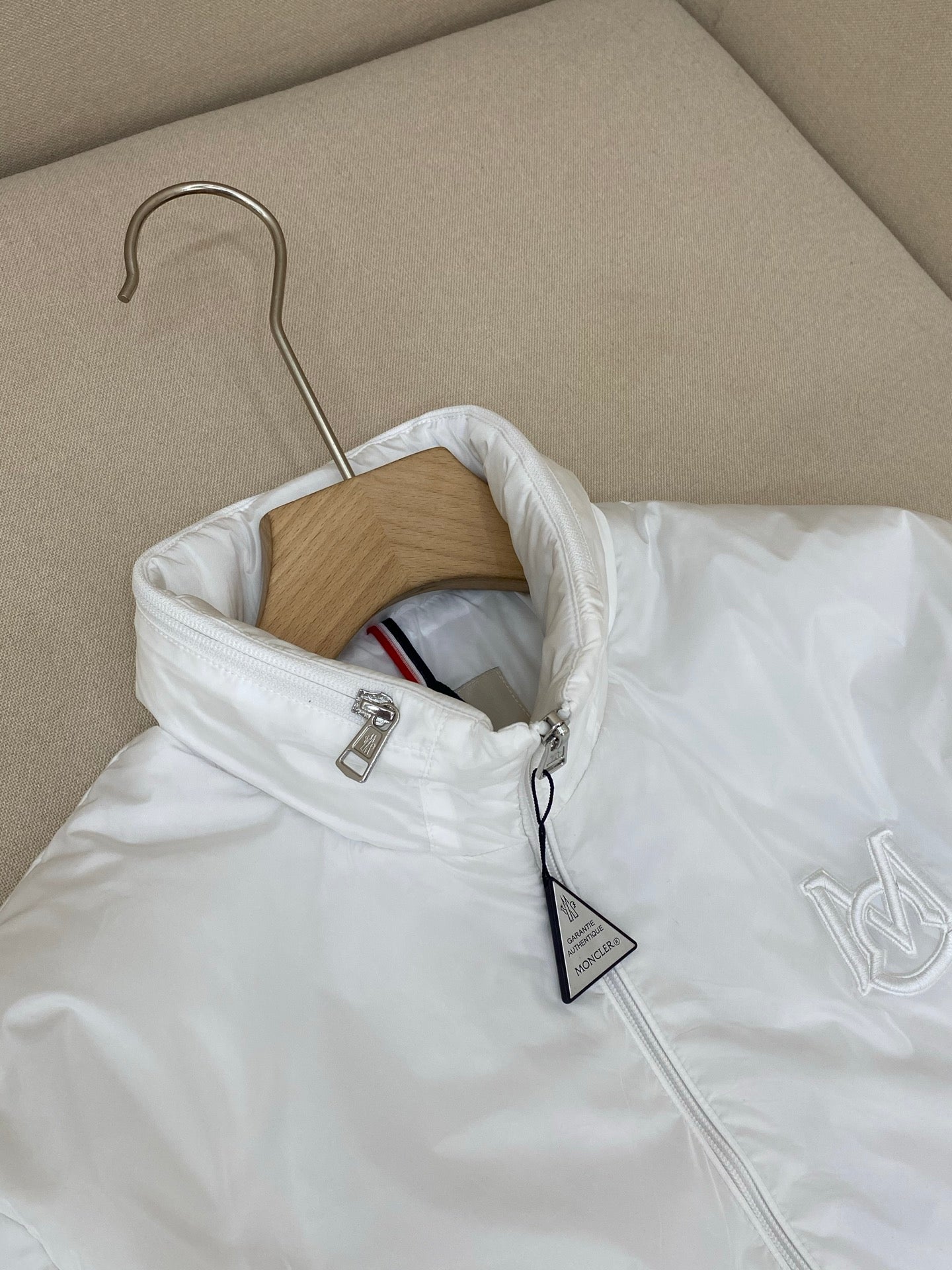 Black and White Jacket - FashionHype.xyz