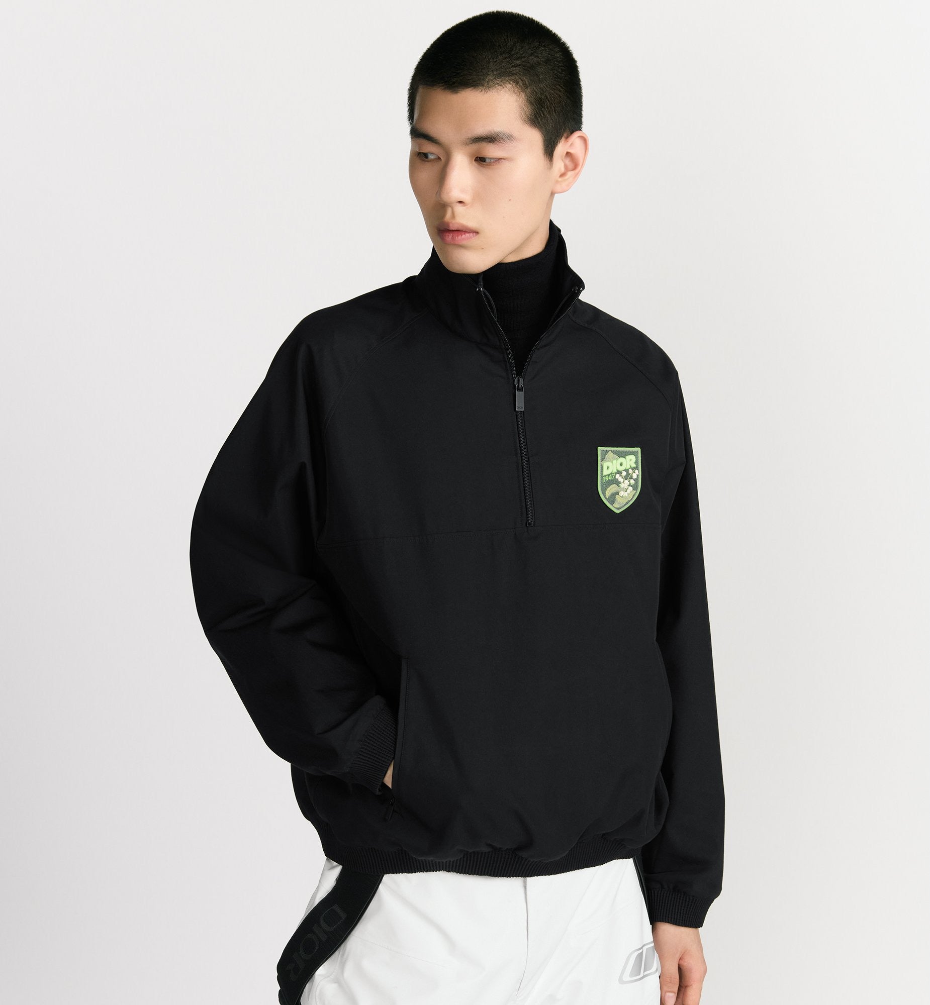 Black Jacket - FashionHype.xyz