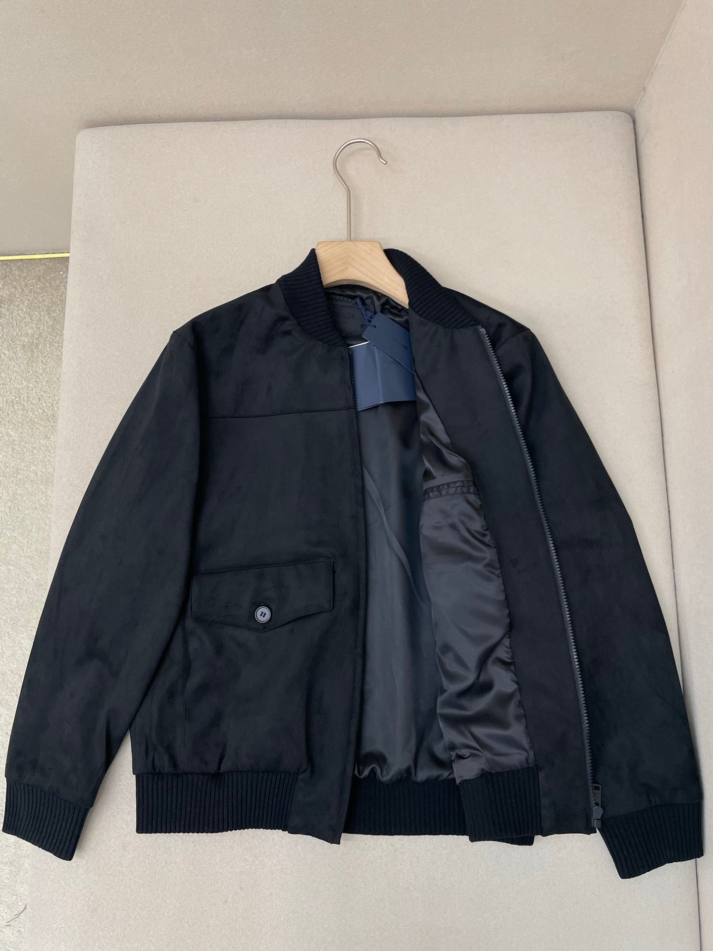 Black Jacket - FashionHype.xyz