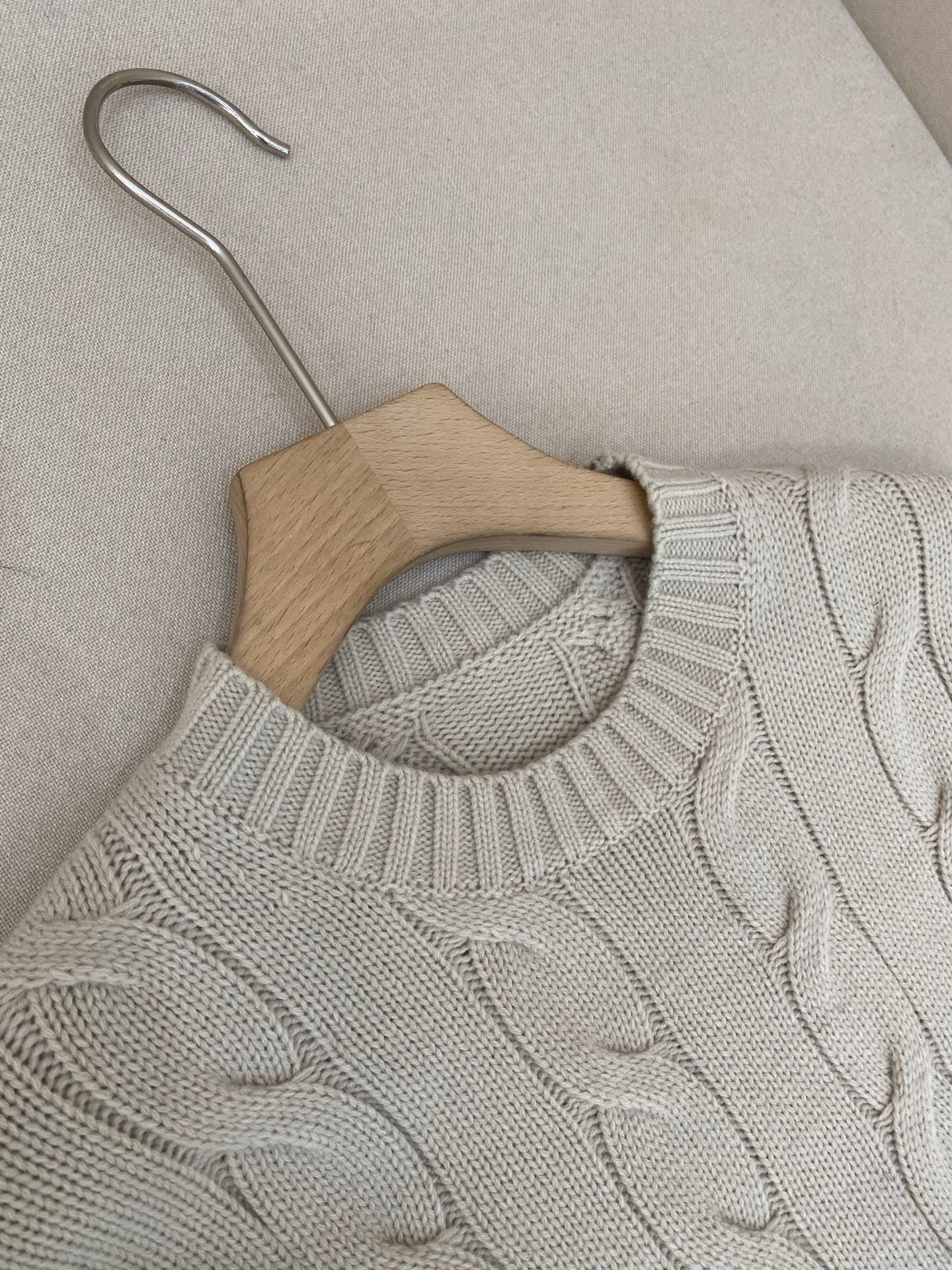 Cream Sweatshirt