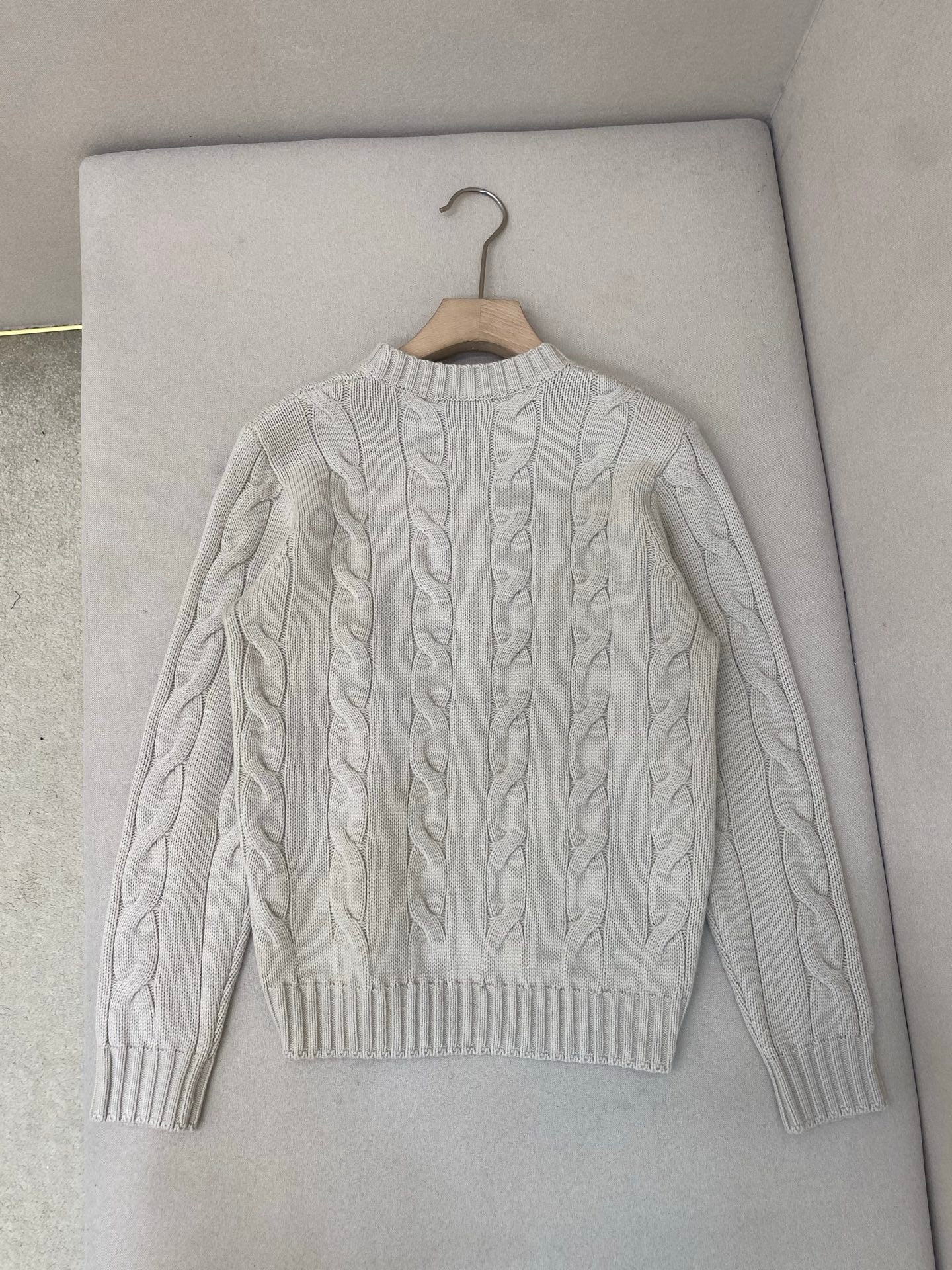 Cream Sweatshirt