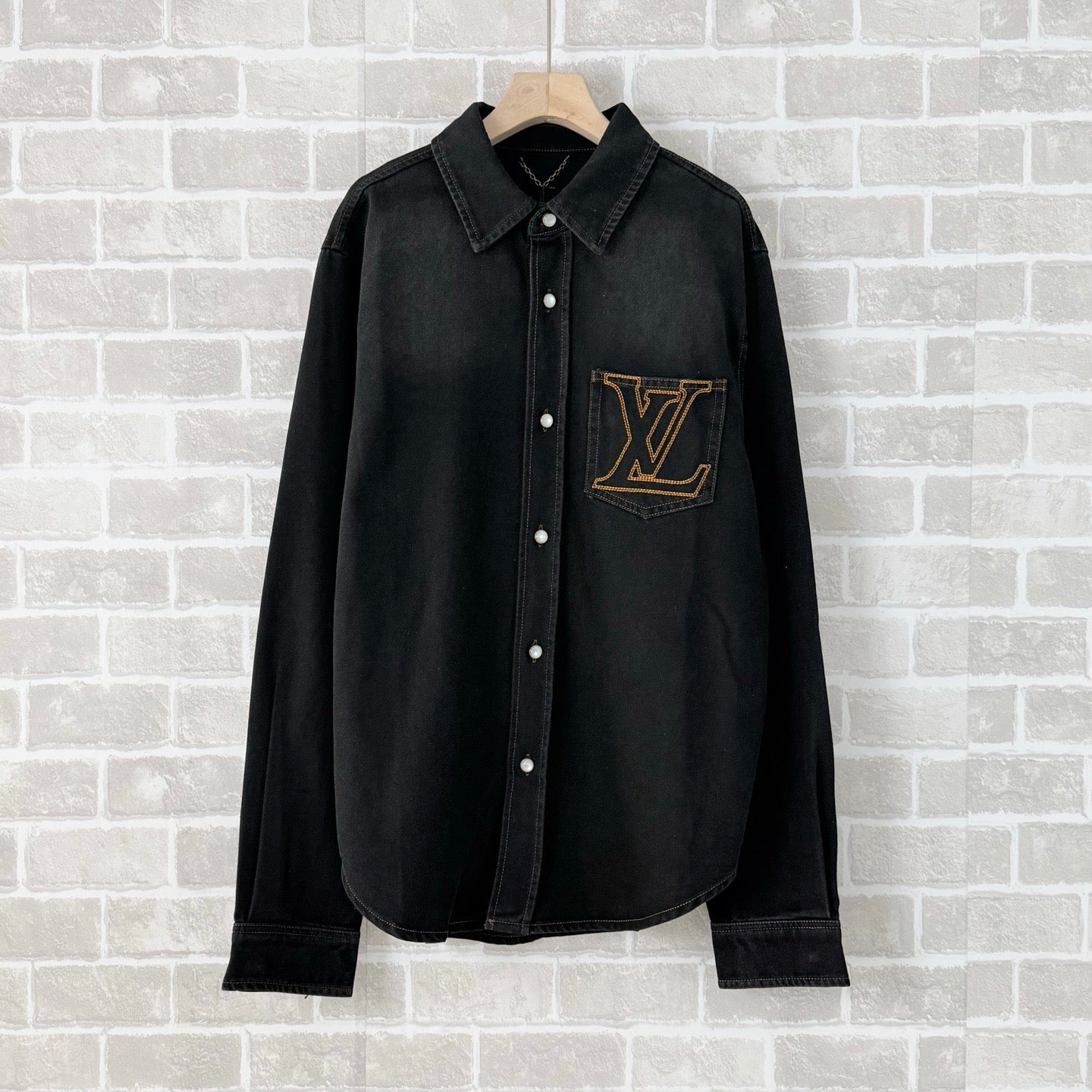 Black Shirt