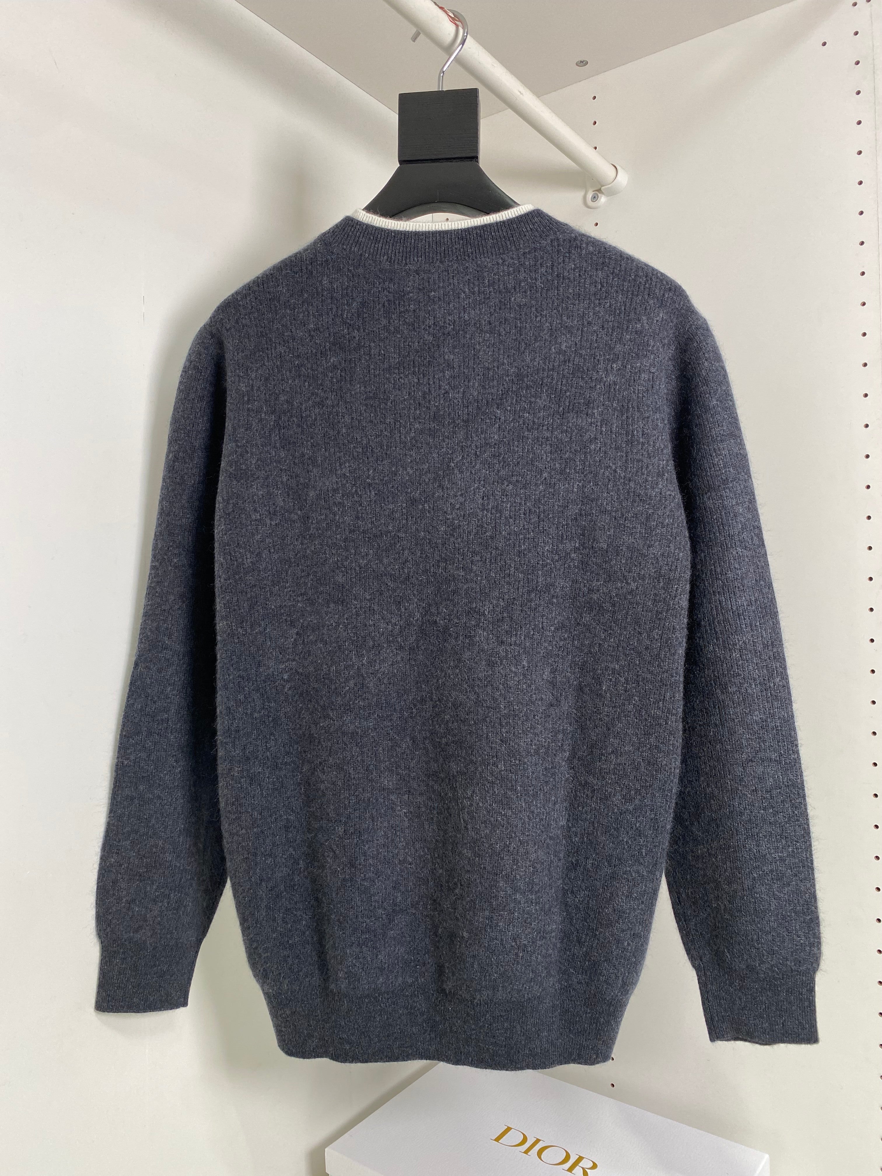 Multi-color Sweatshirt