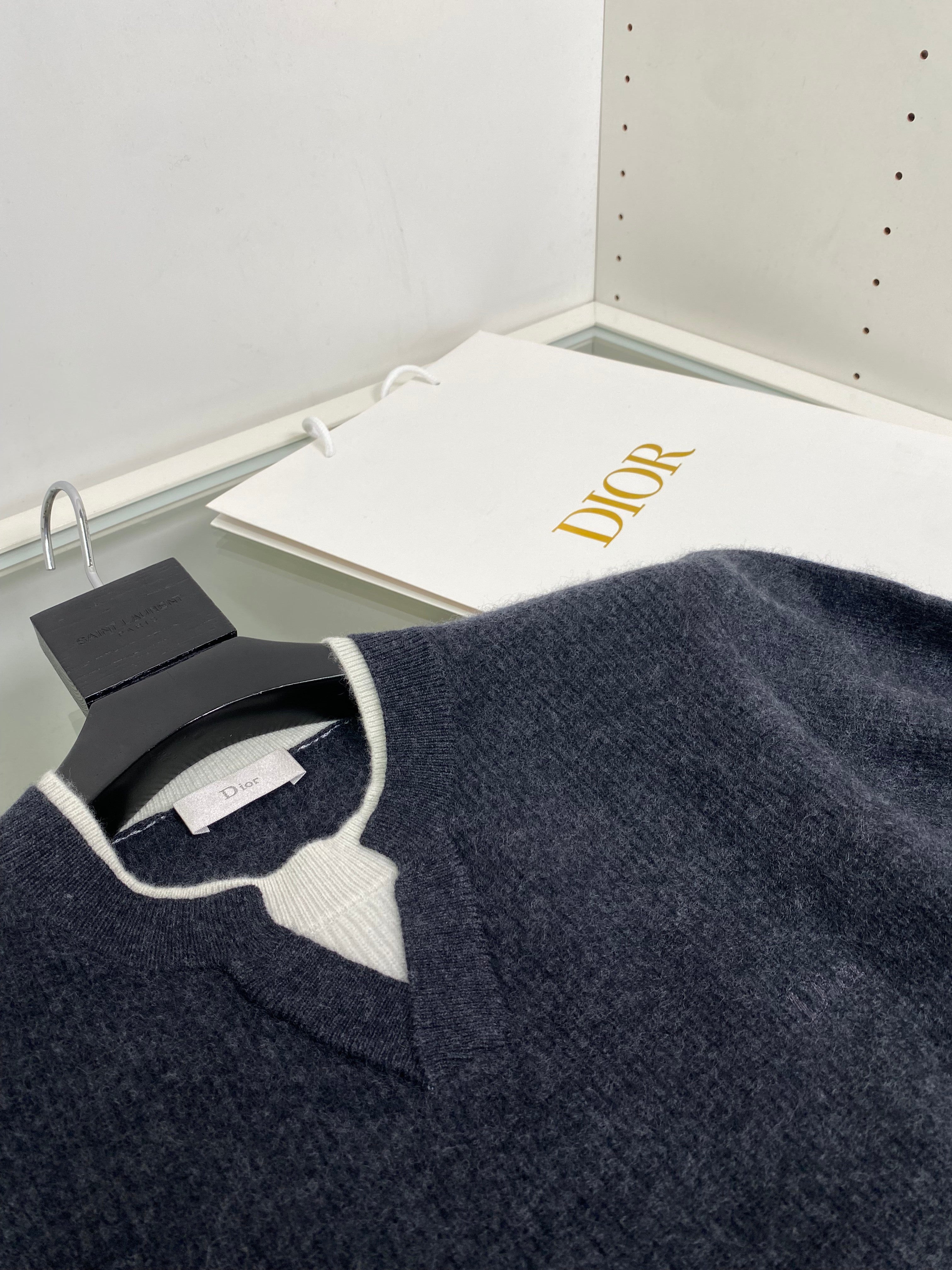Multi-color Sweatshirt