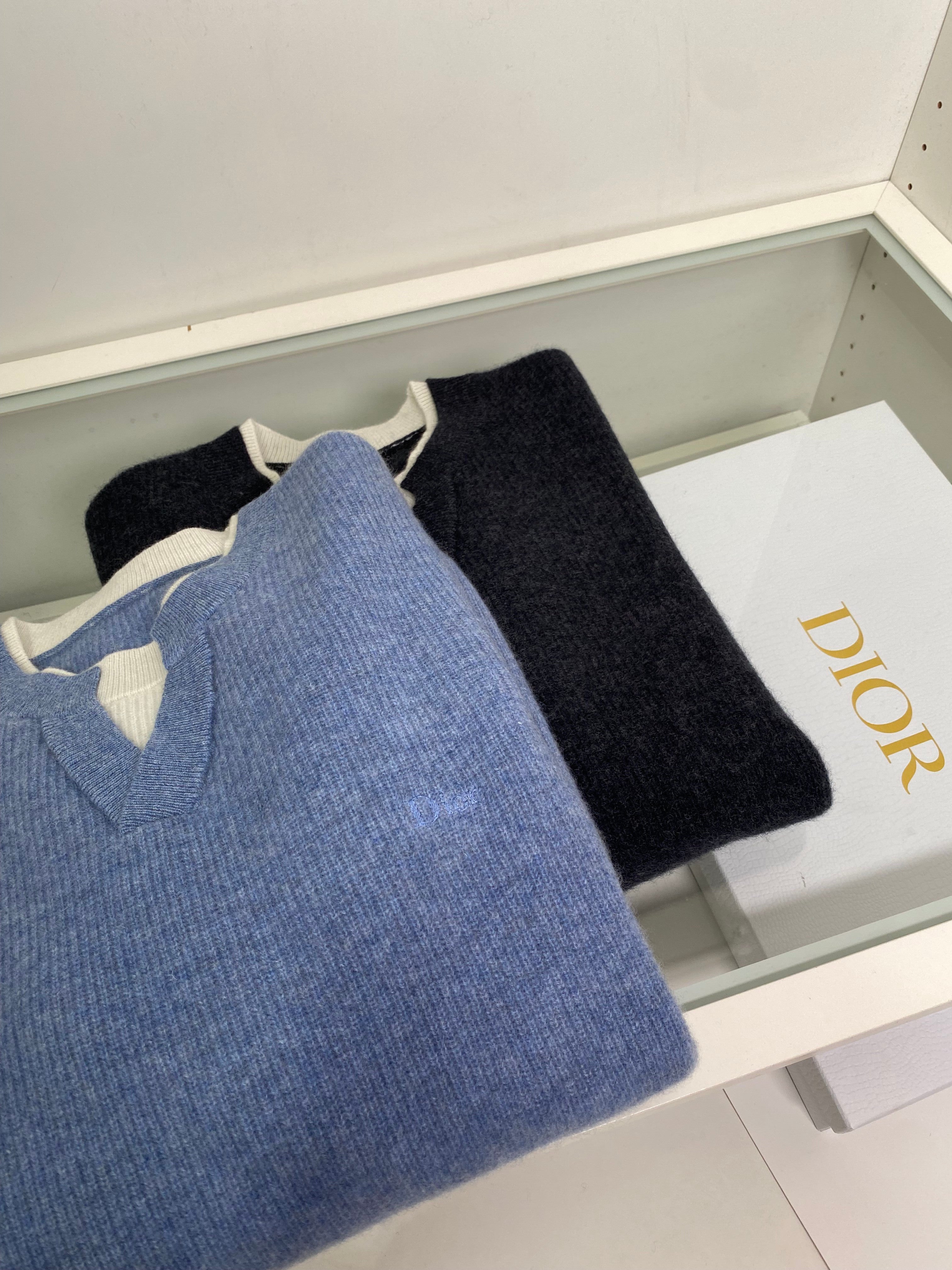 Multi-color Sweatshirt
