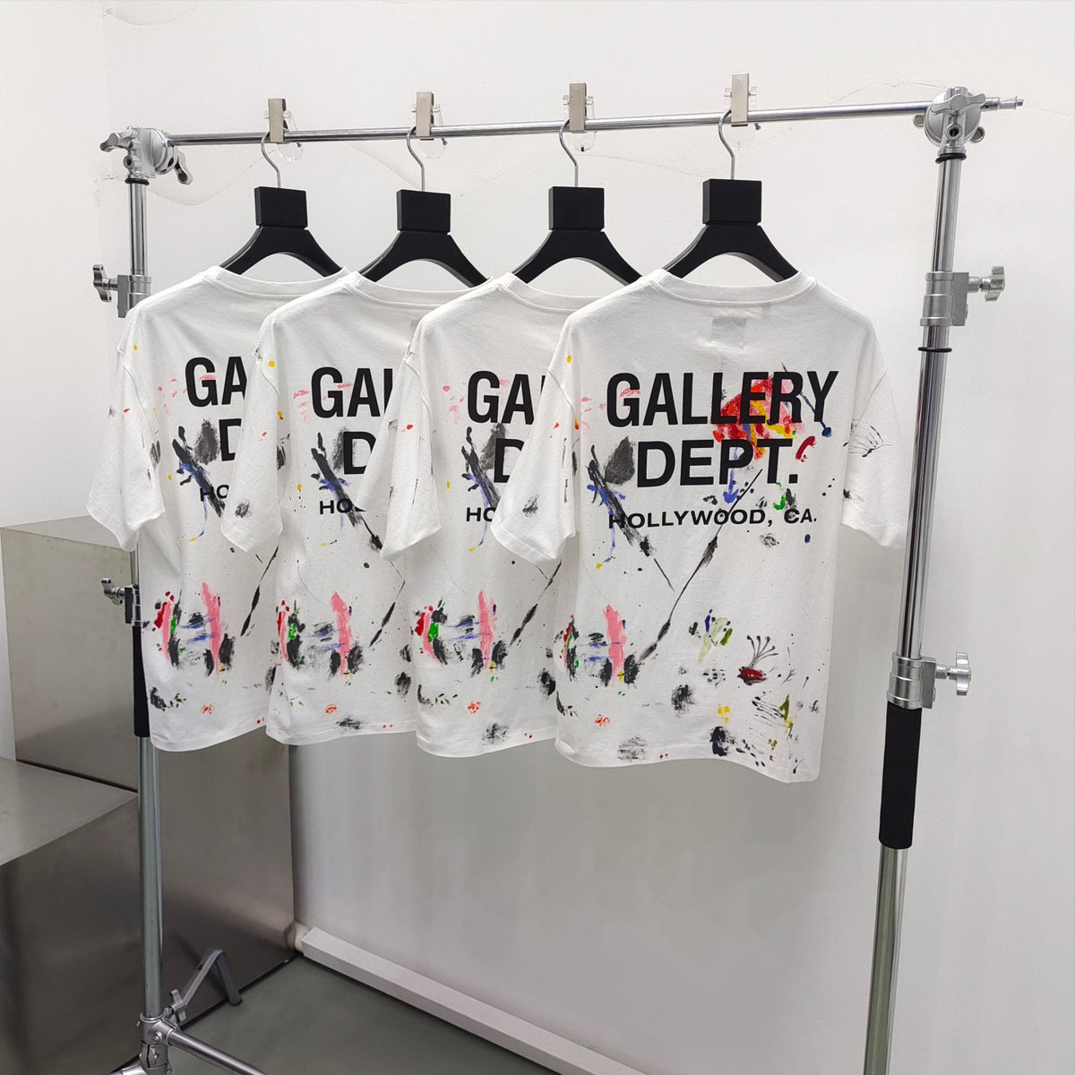 White T-shirt - FashionHype.xyz