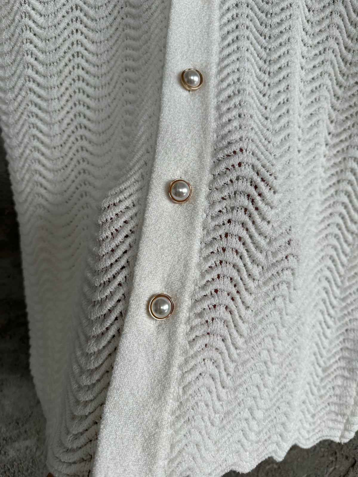 White  Shirt - FashionHype.xyz