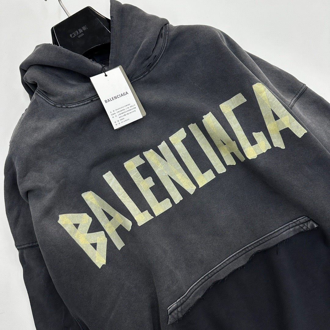 Black Hoodie - FashionHype.xyz