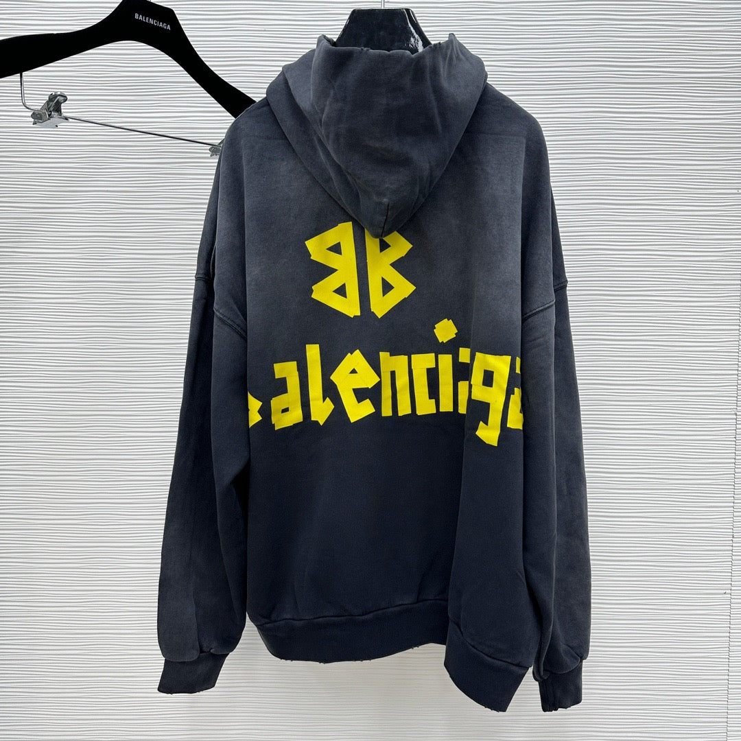 Black Hoodie - FashionHype.xyz