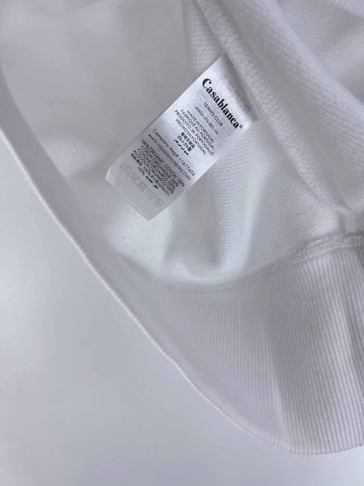 Sudadera en blanco y negro