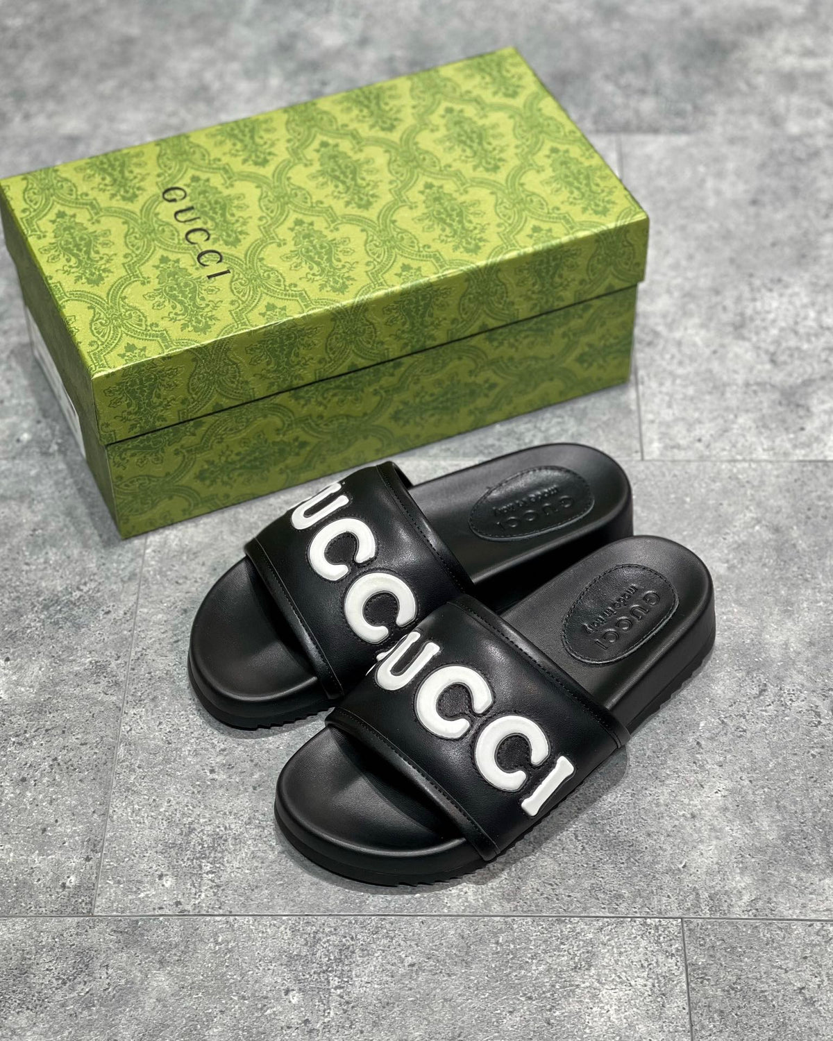 Black and Green Shoes - FashionHype.xyz