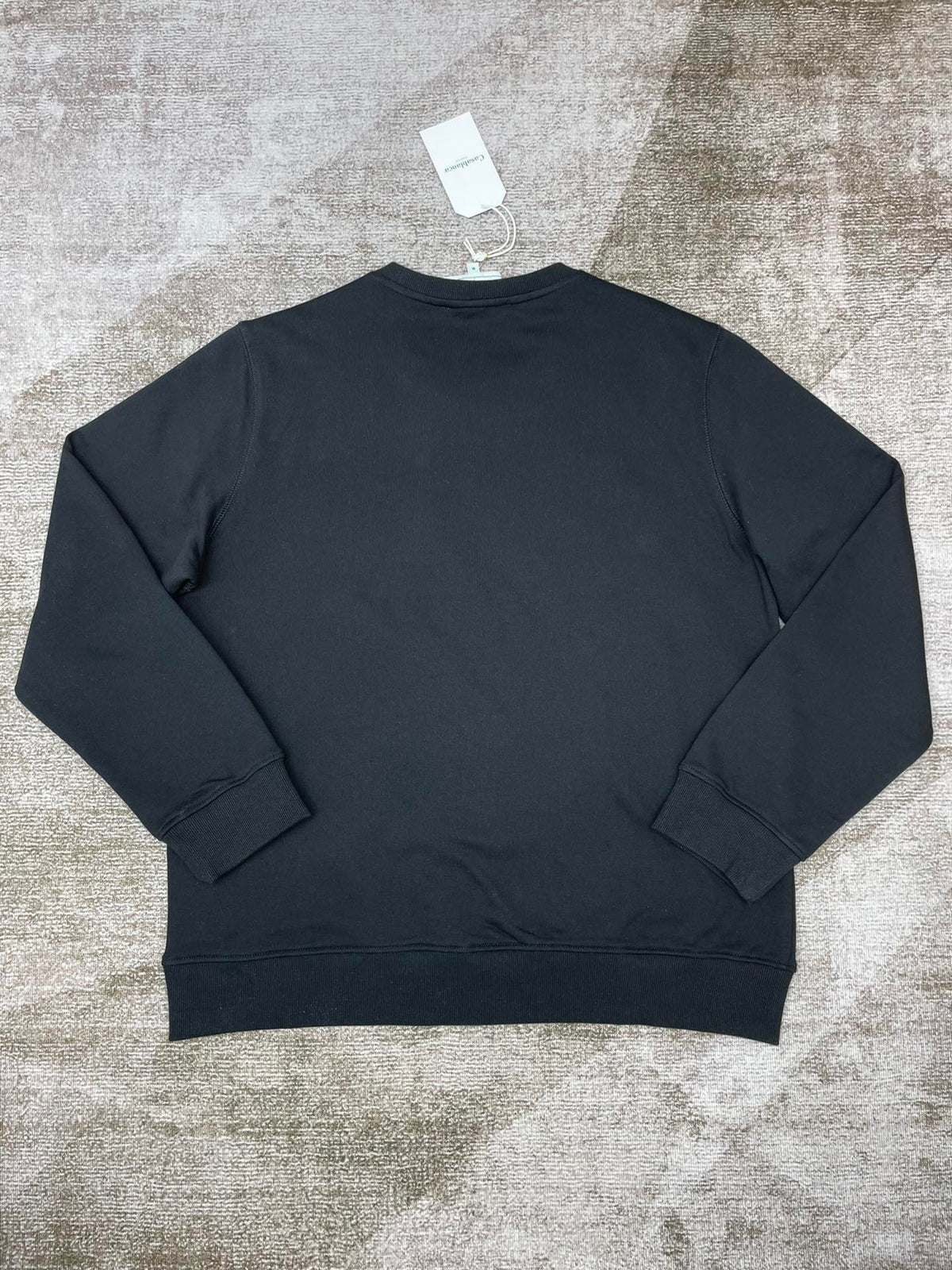 Black Sweatshirt - FashionHype.xyz