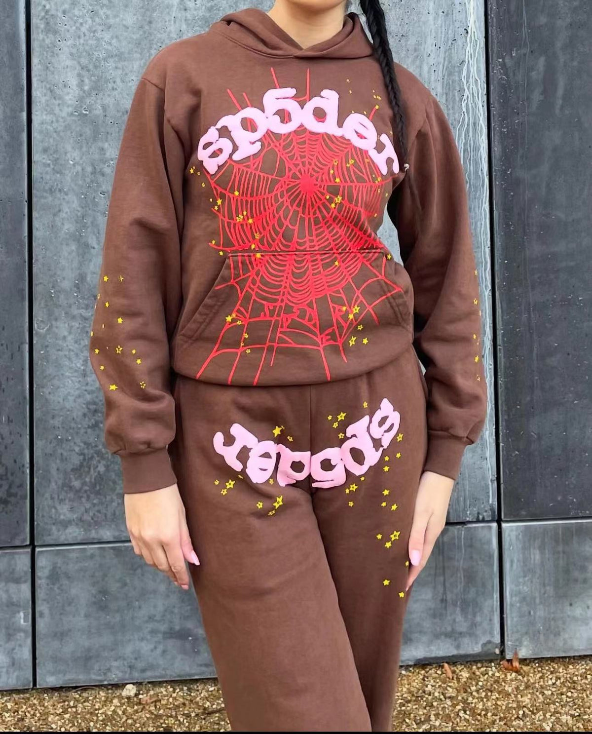 Brauner Kapuzenpullover