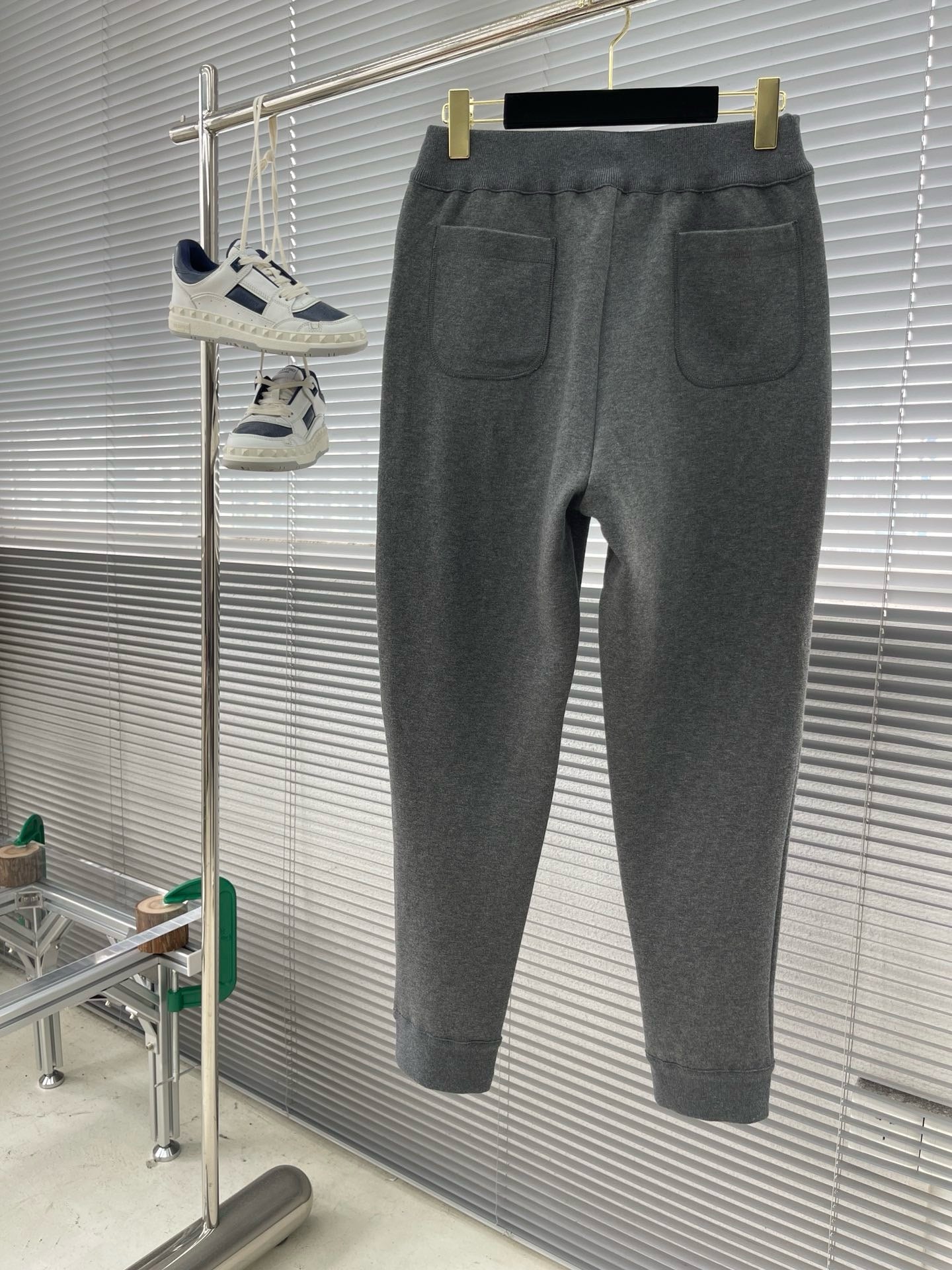 Dark Gray Pant - FashionHype.xyz