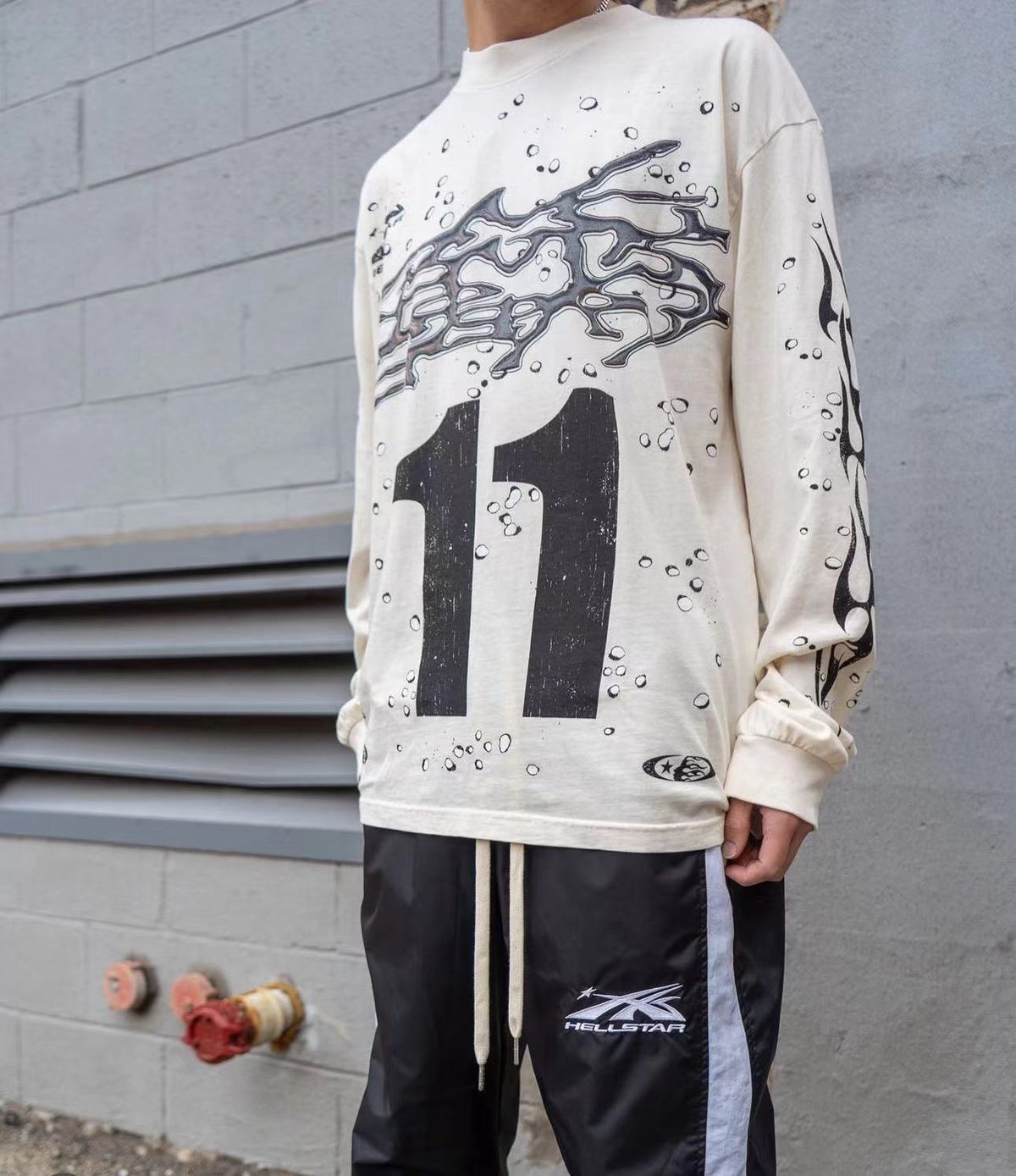 Jersey blanco y negro
