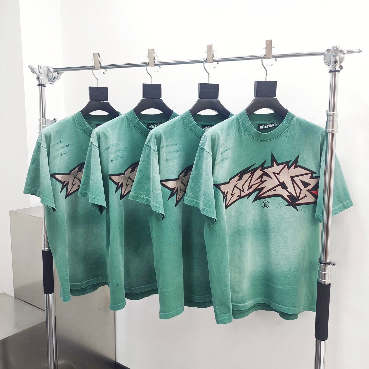 Dunkelblaues T-Shirt