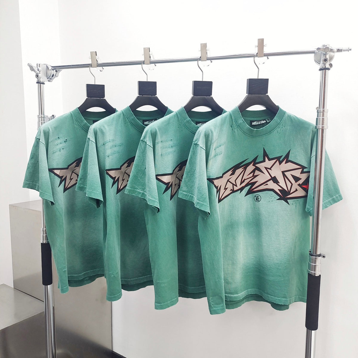 Dunkelblaues T-Shirt