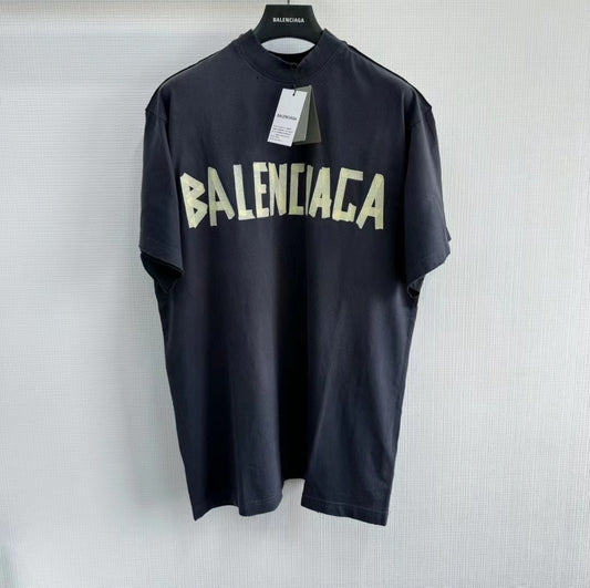 Black T-shirt - FashionHype.xyz