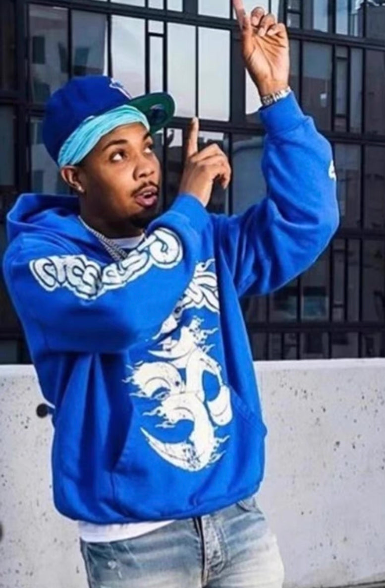 Blauer Hoodie mit Hose