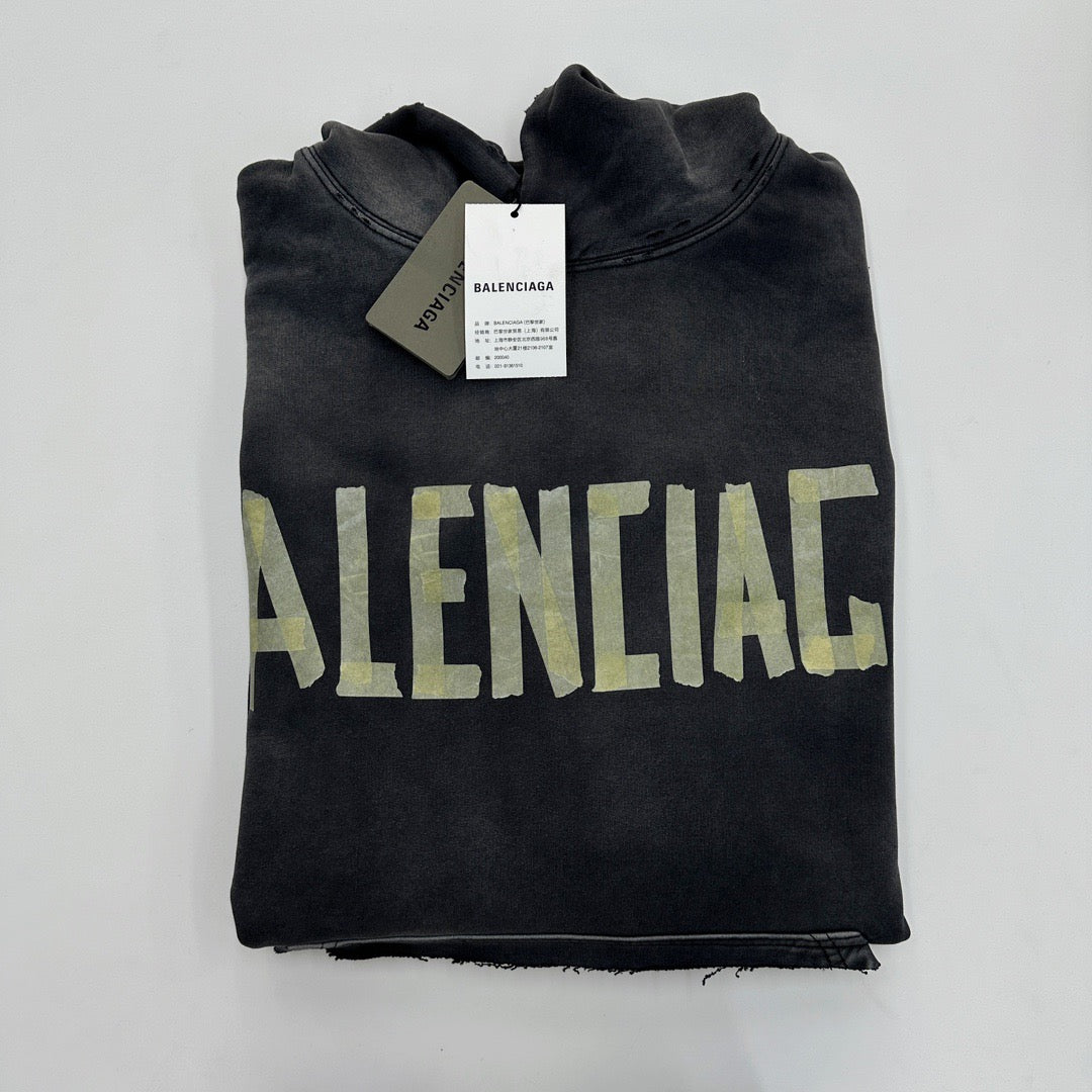 Black Hoodie - FashionHype.xyz