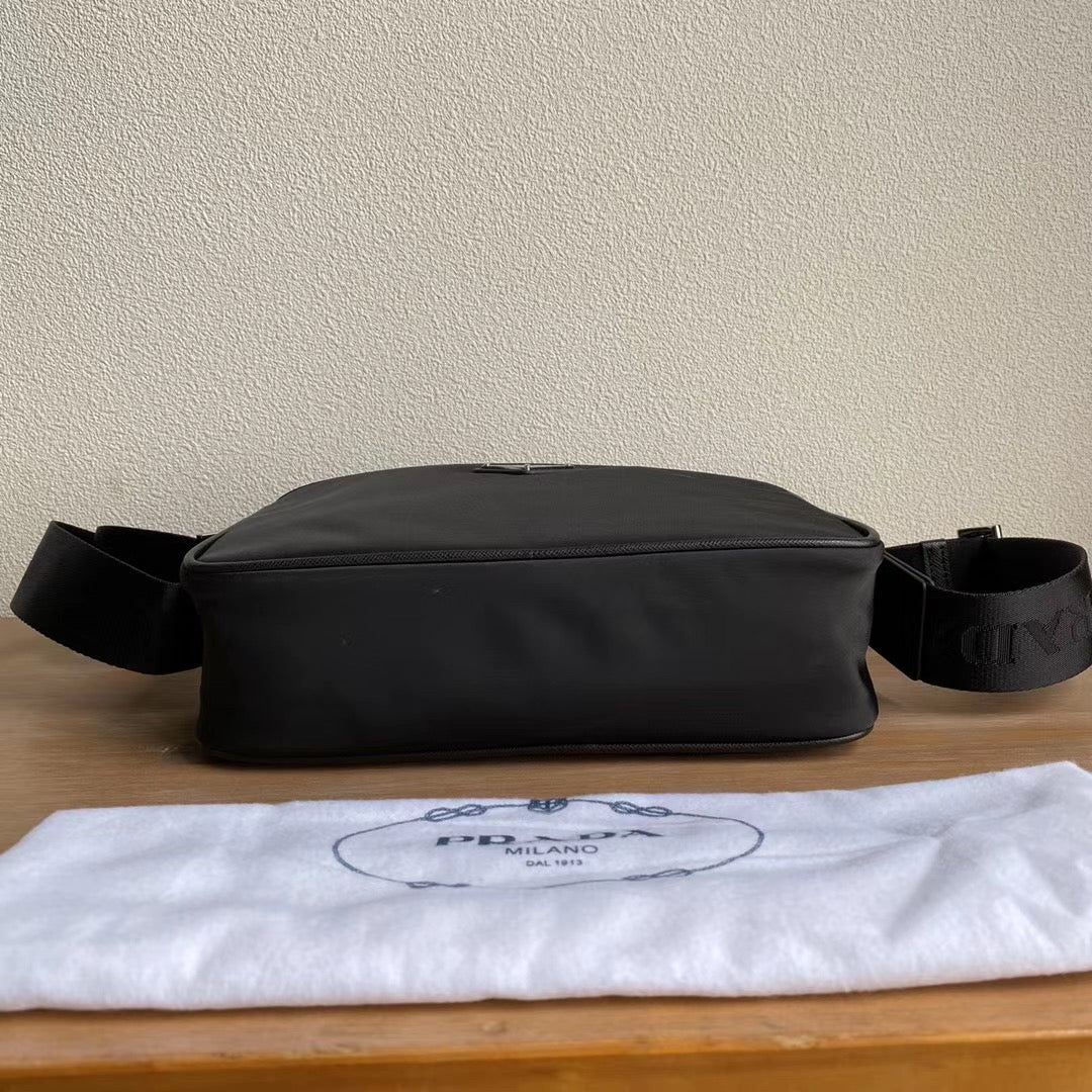 Shoulder Bag - Size 25cm - FashionHype.xyz