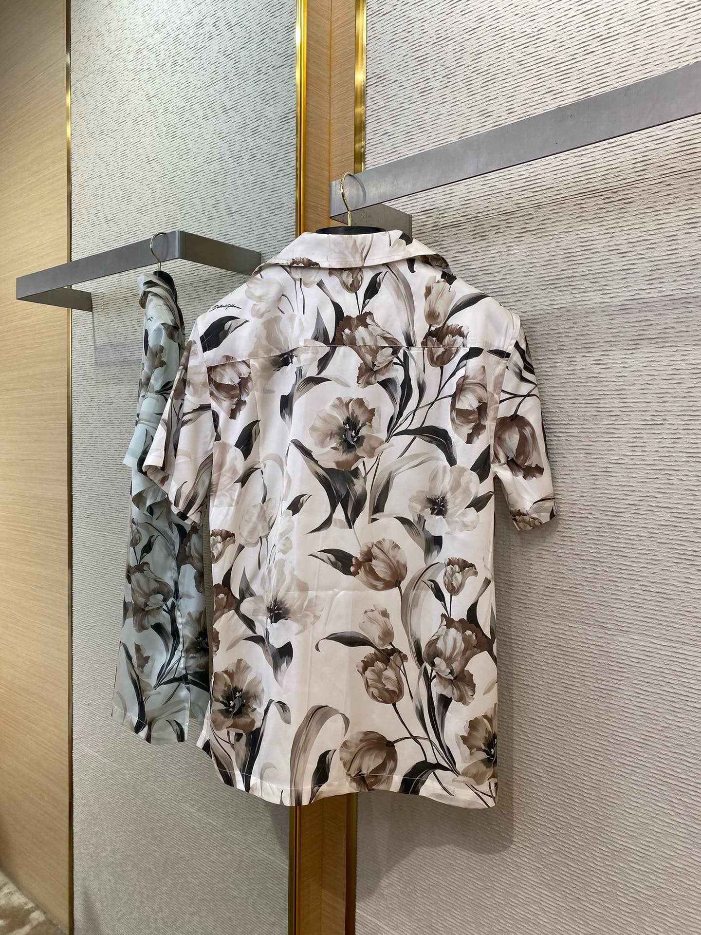 Multi-Colors T-Shirt With Short