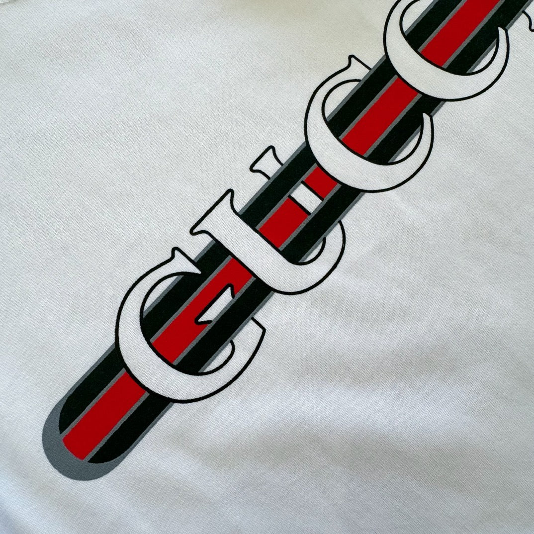 White T-shirt - FashionHype.xyz