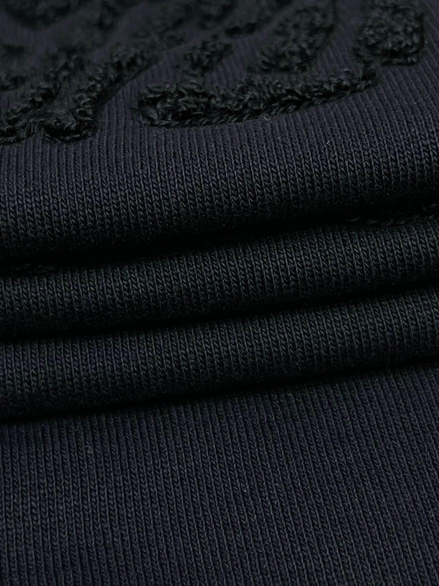 Schwarzer Hoodie