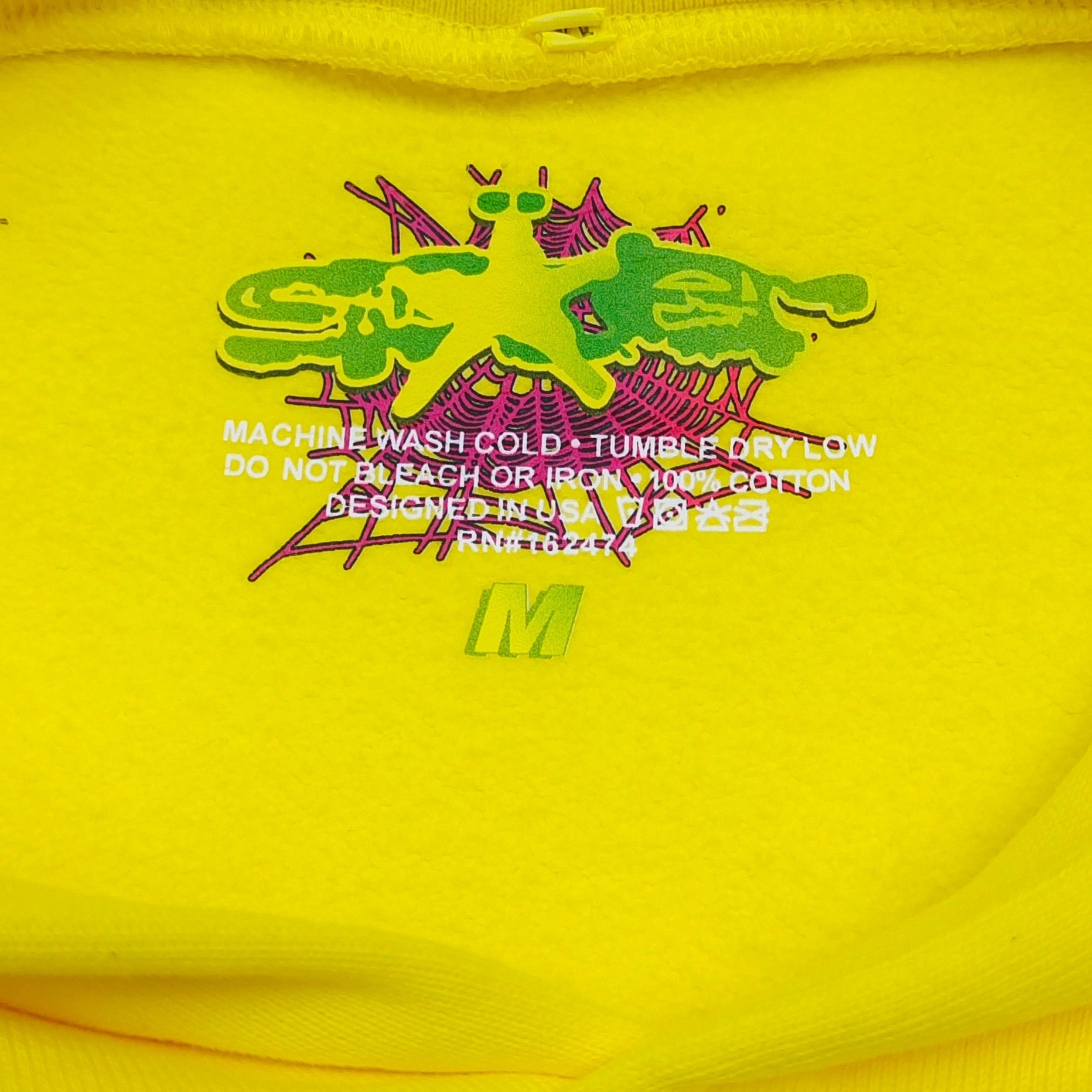 Sudadera con capucha amarilla
