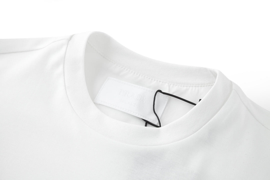 Black and White T-shirt - FashionHype.xyz