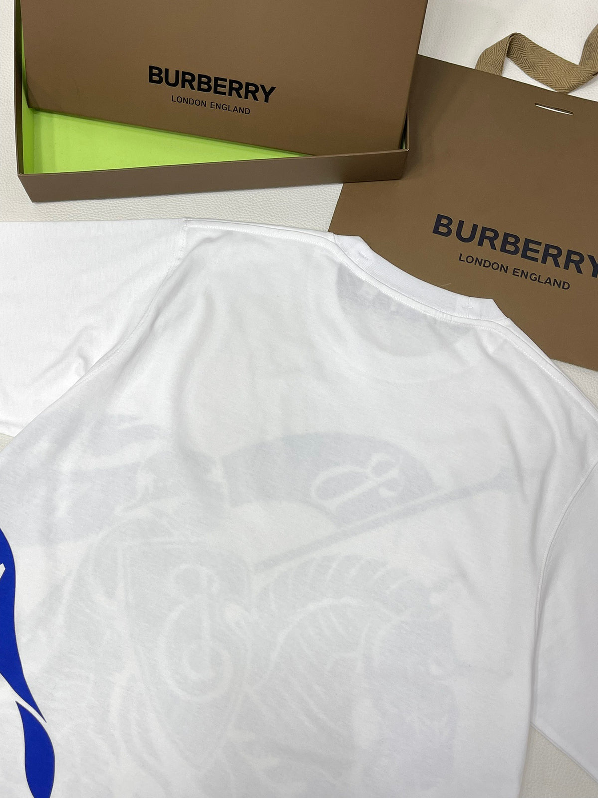 White T-shirts - FashionHype.xyz