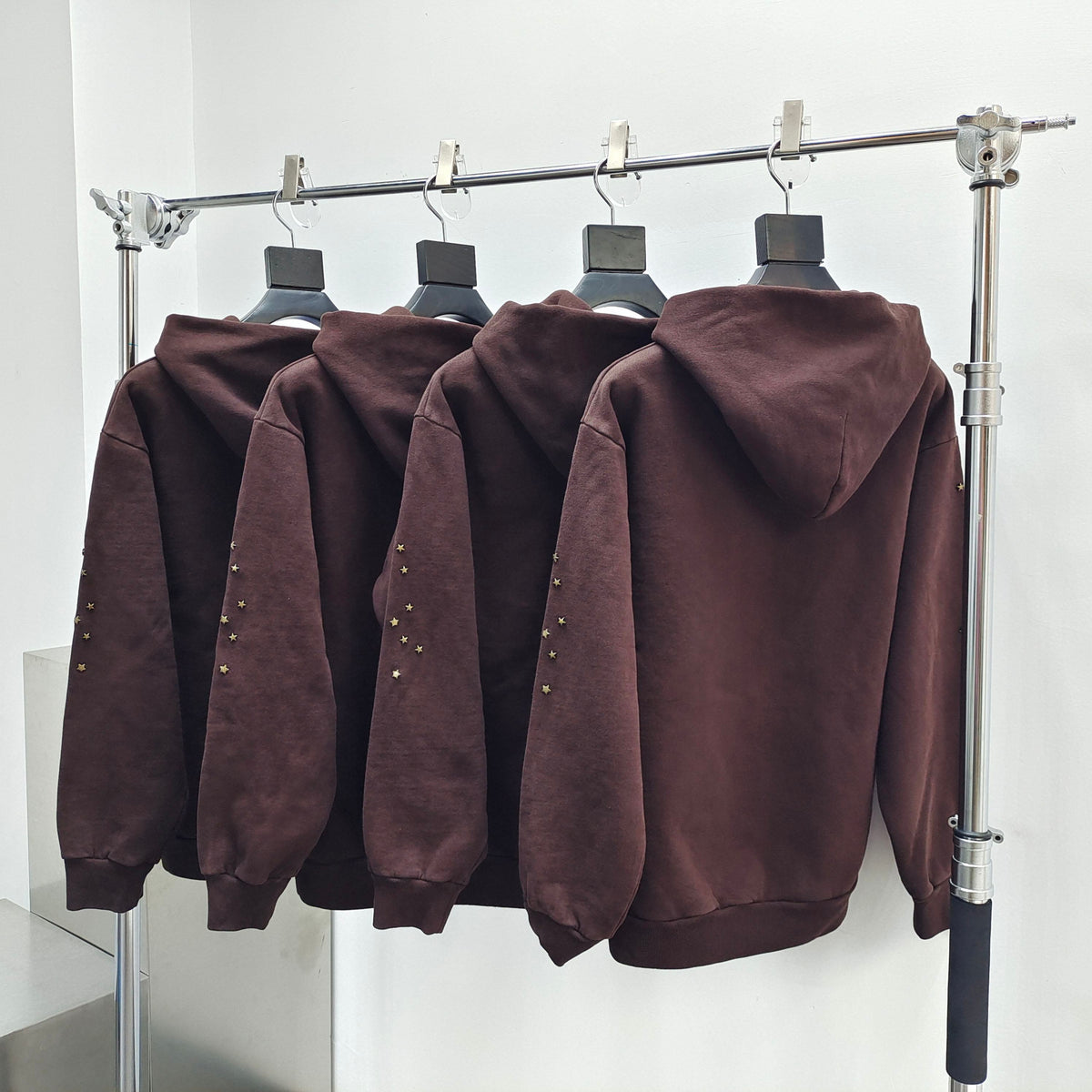 Reddish Hoodie - FashionHype.xyz