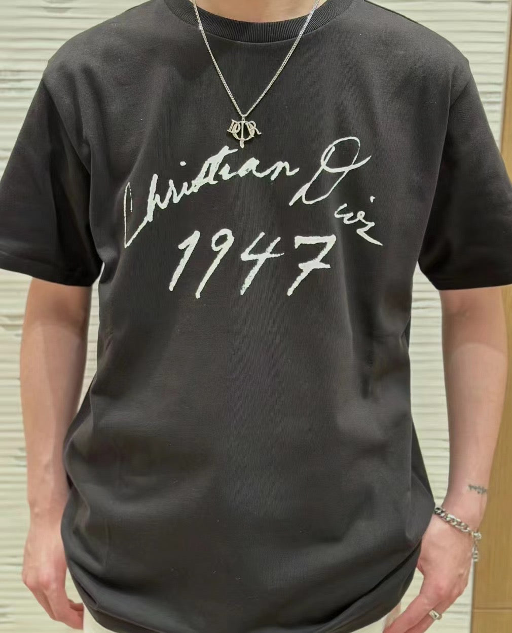 Black,White and Blue T-shirt - FashionHype.xyz
