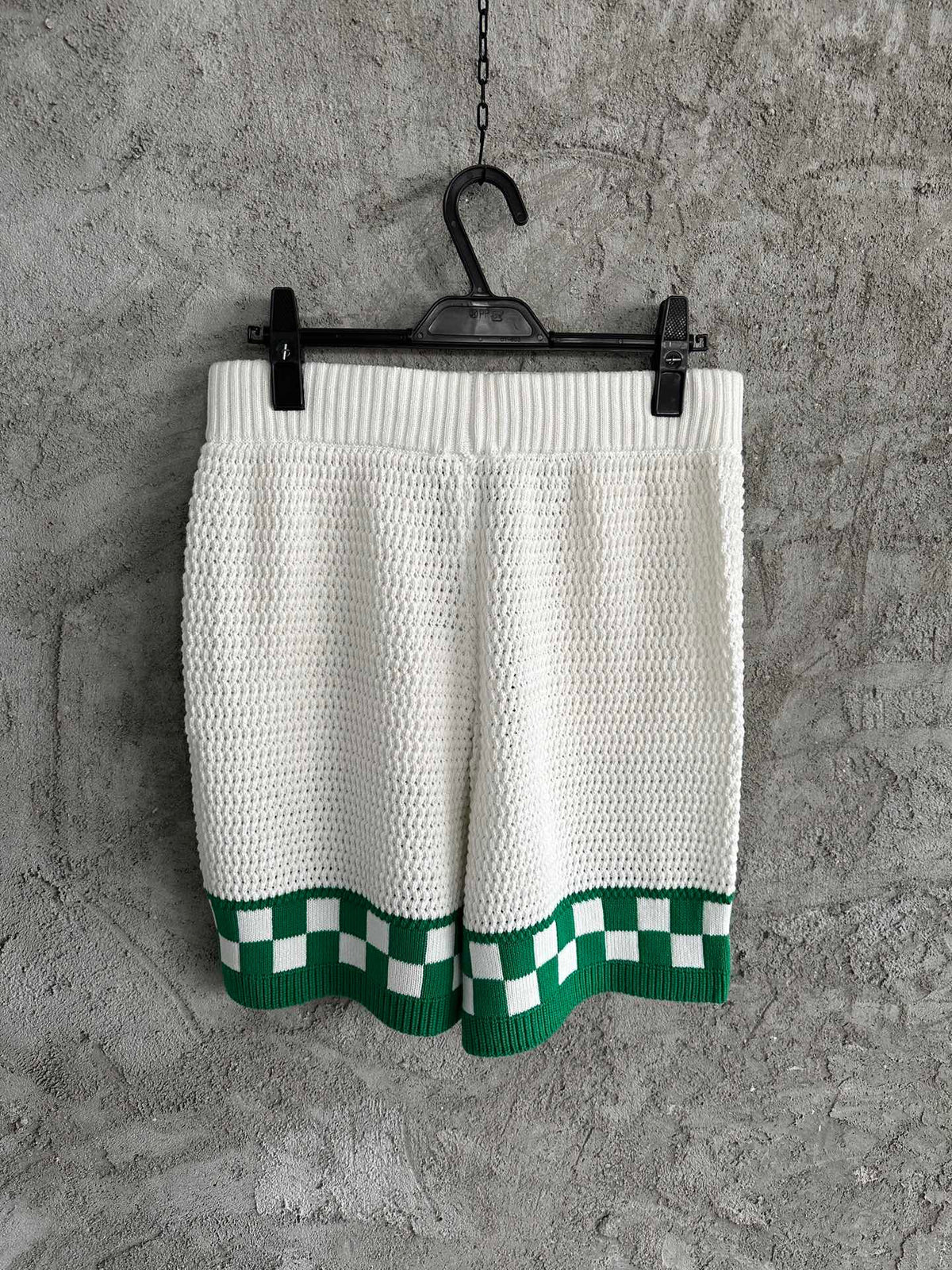 Weiß grün Short