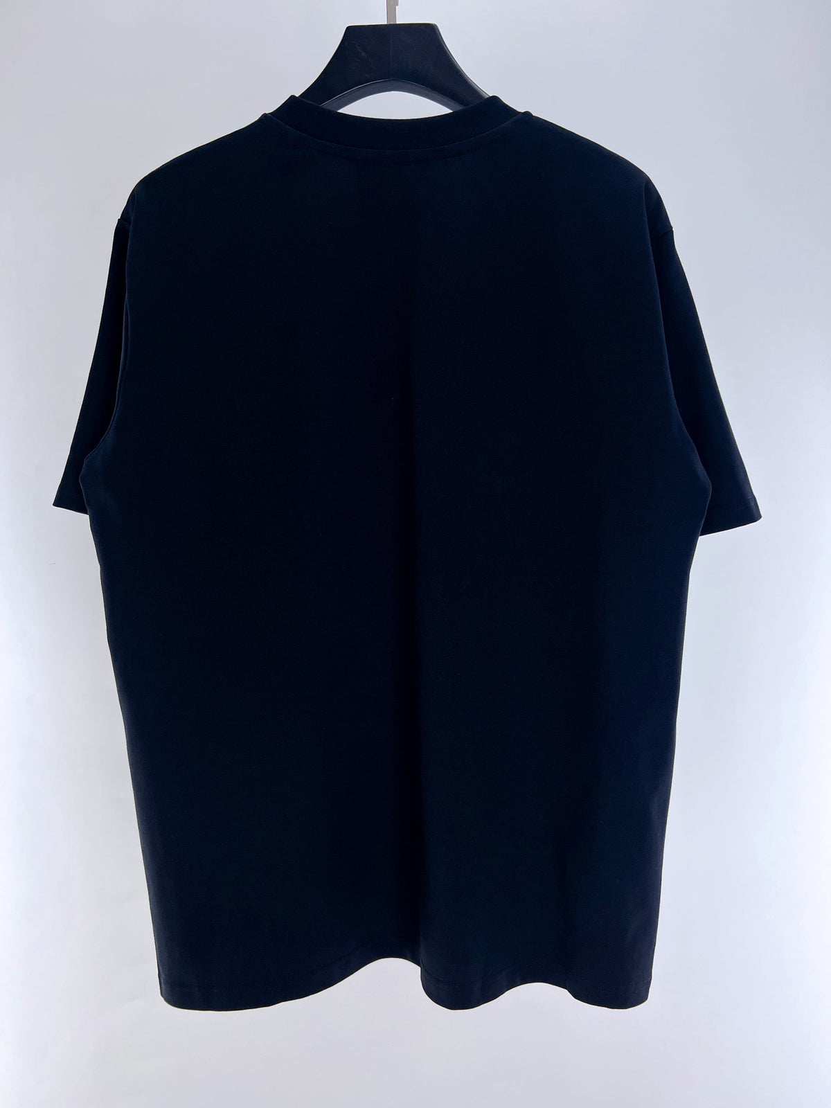 Black and White T-shirt - FashionHype.xyz