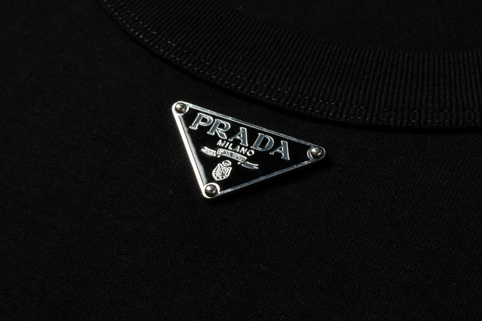 Black and White Vest - FashionHype.xyz