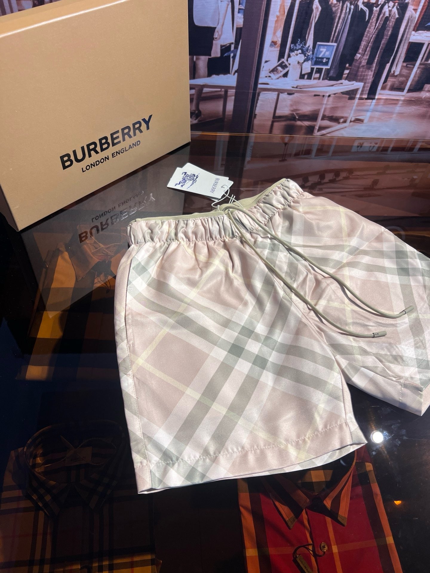 Multi-Colors Short - Size M - FashionHype.xyz