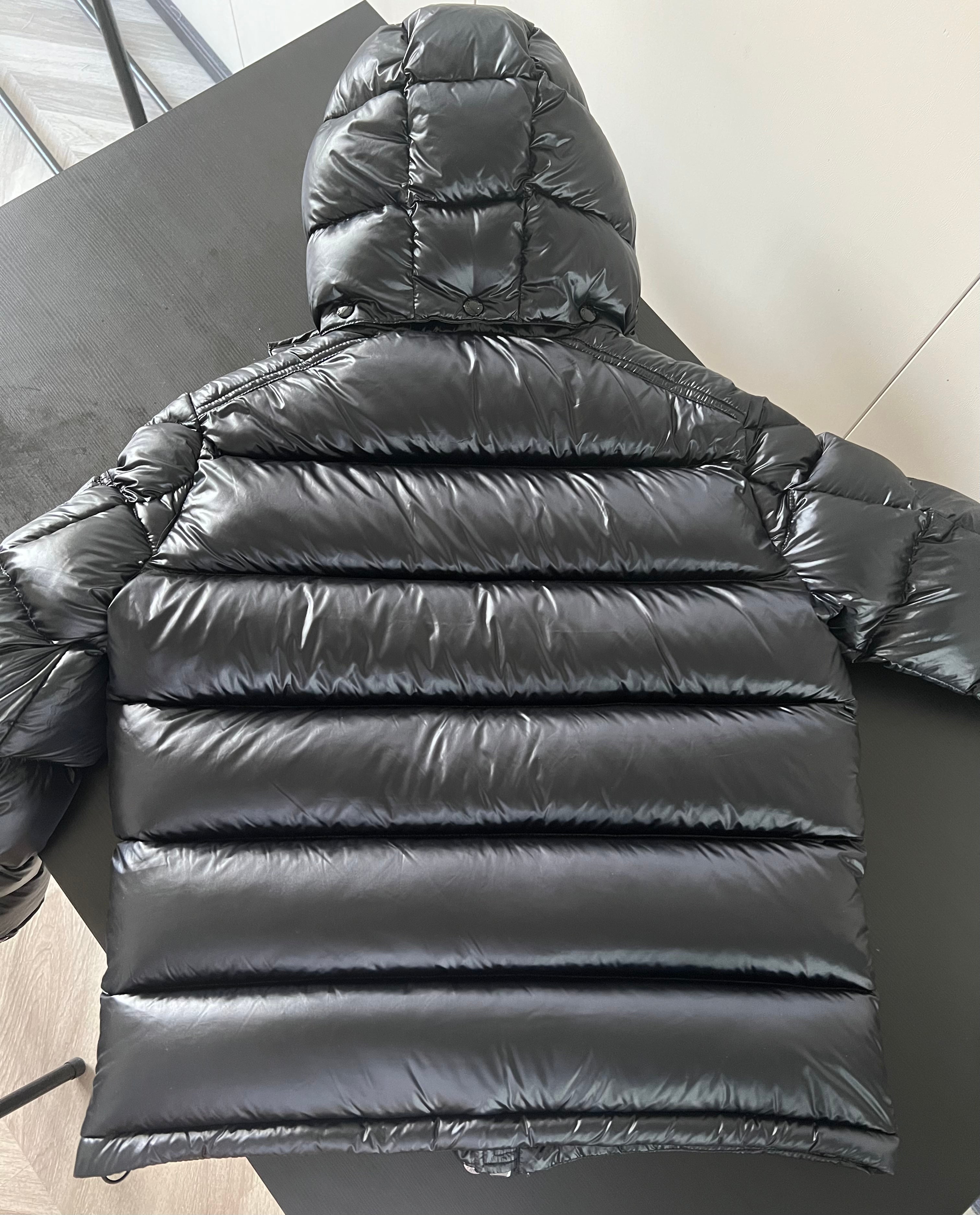 Black Jacket - FashionHype.xyz