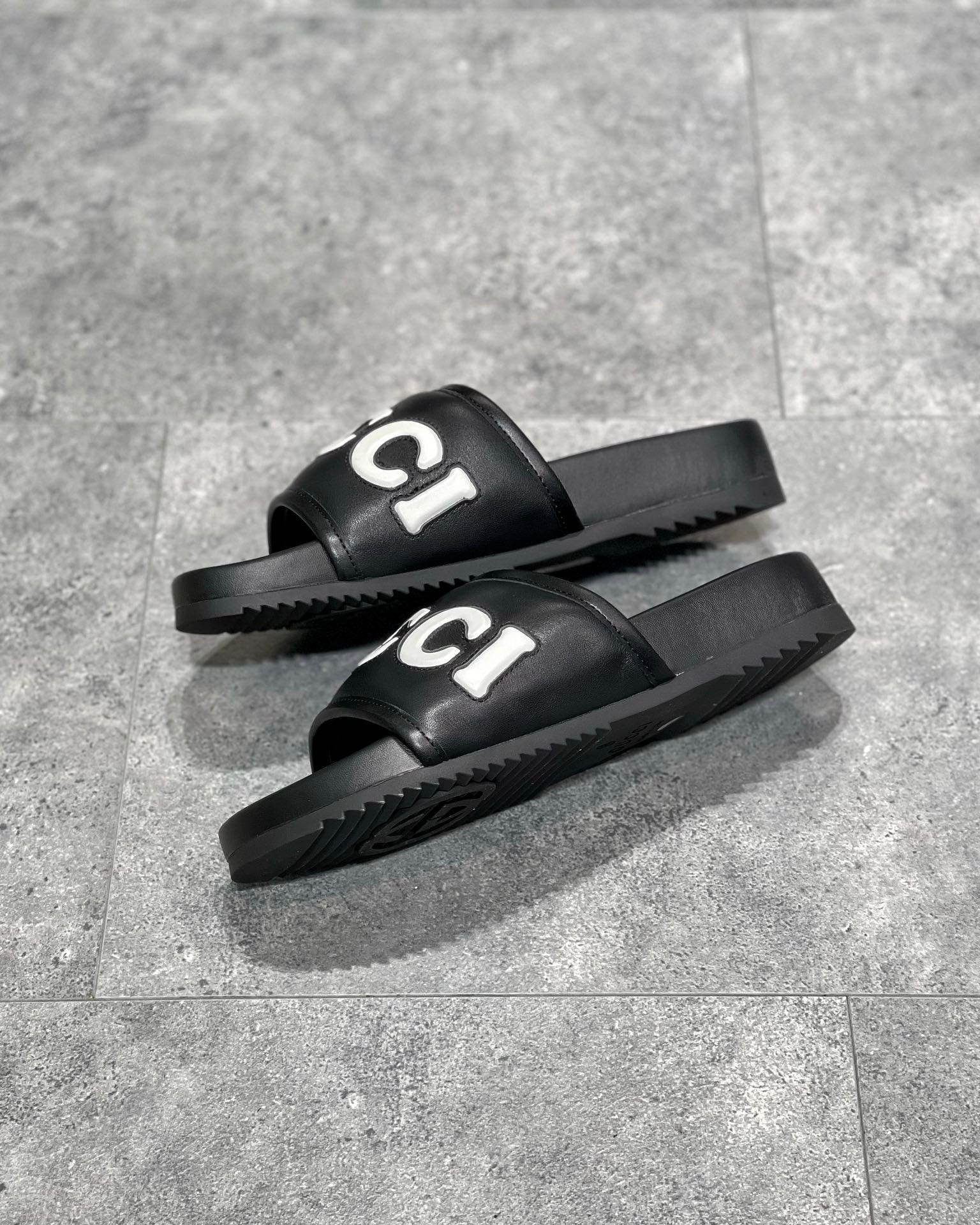 Black and Green Shoes - FashionHype.xyz