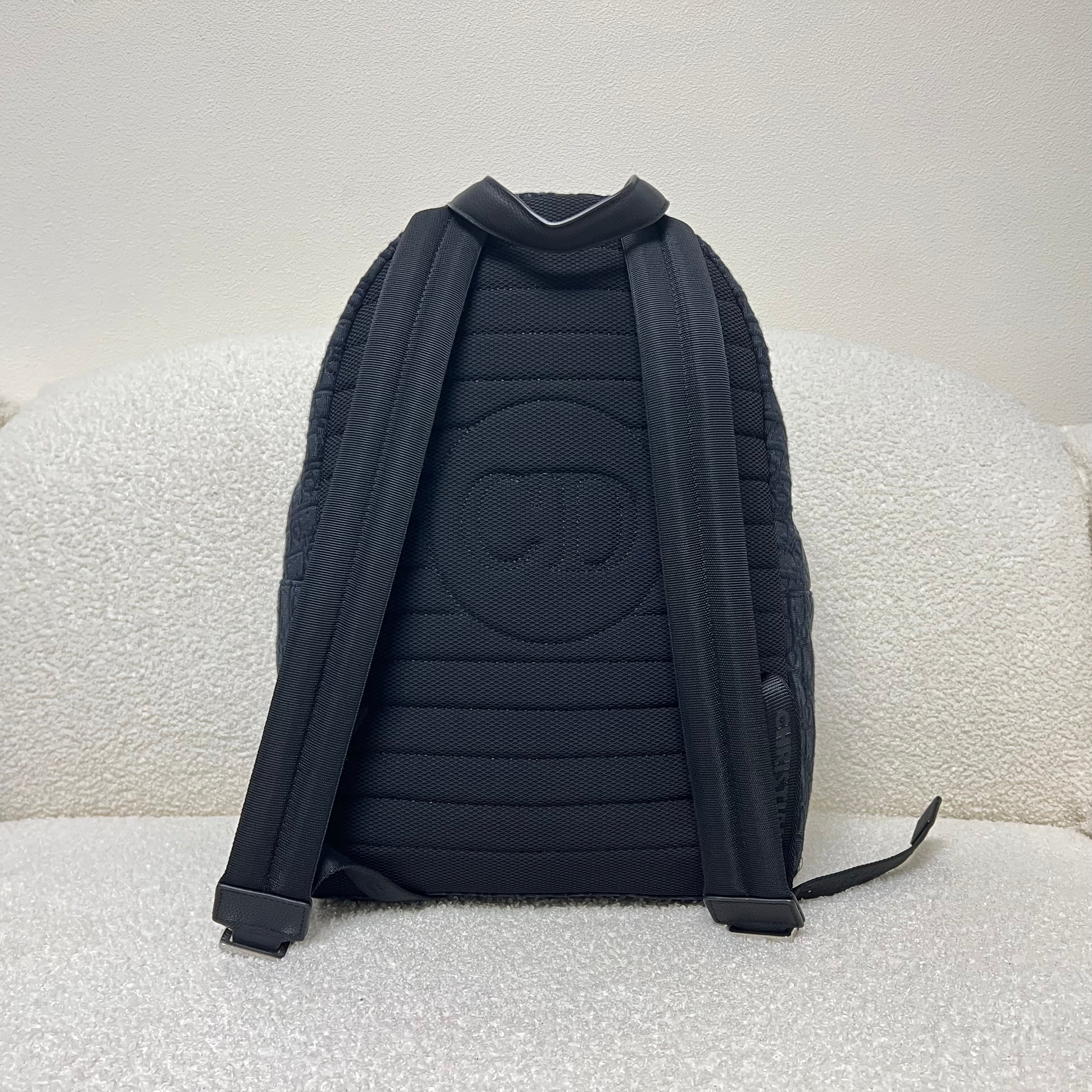 Bolsa azul y gris negra