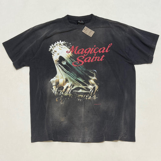 Dunkelschwarzes T-Shirt